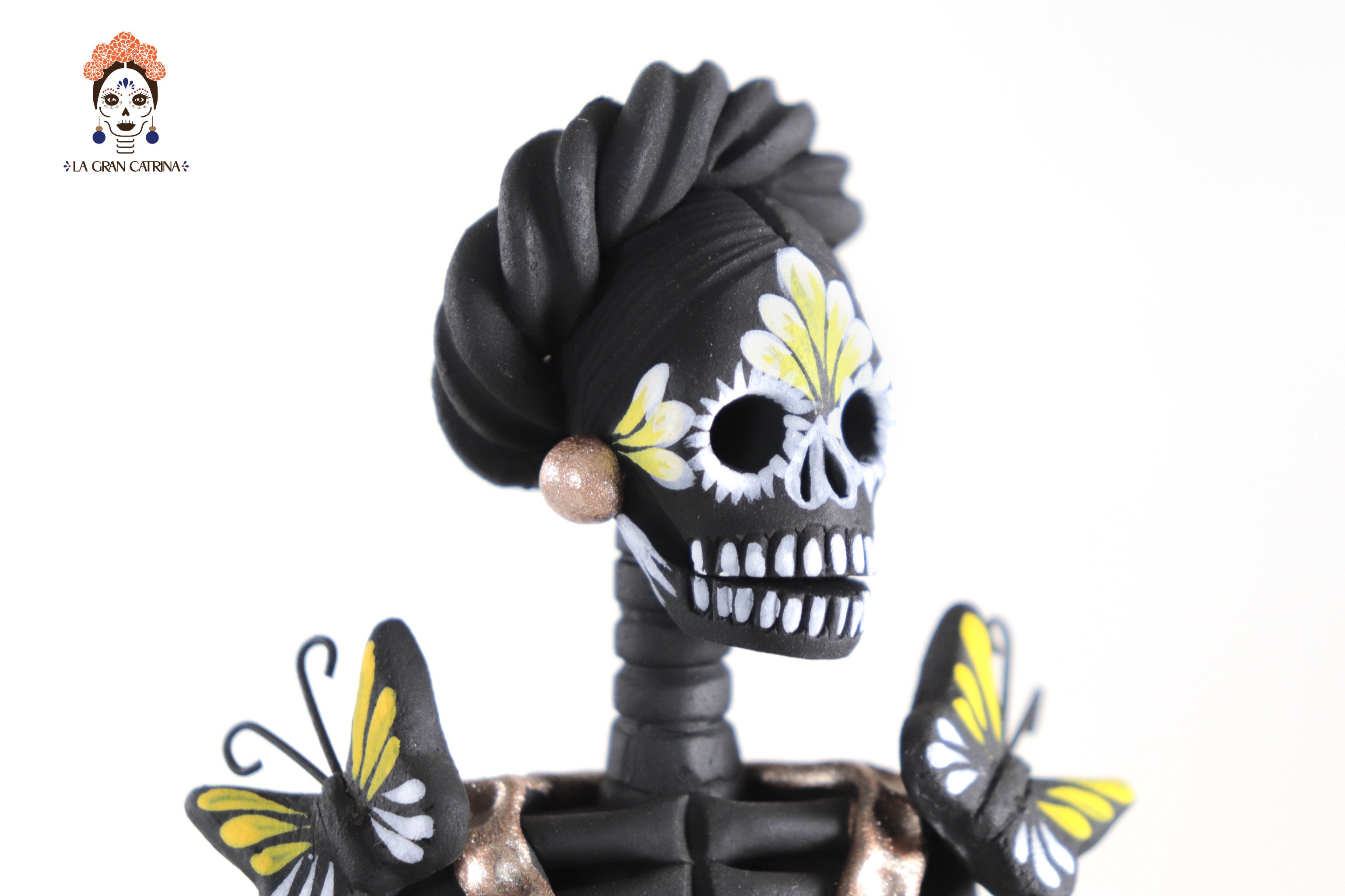 Catrina of butterflies White and yellow - 12 in. - in. Production Adan