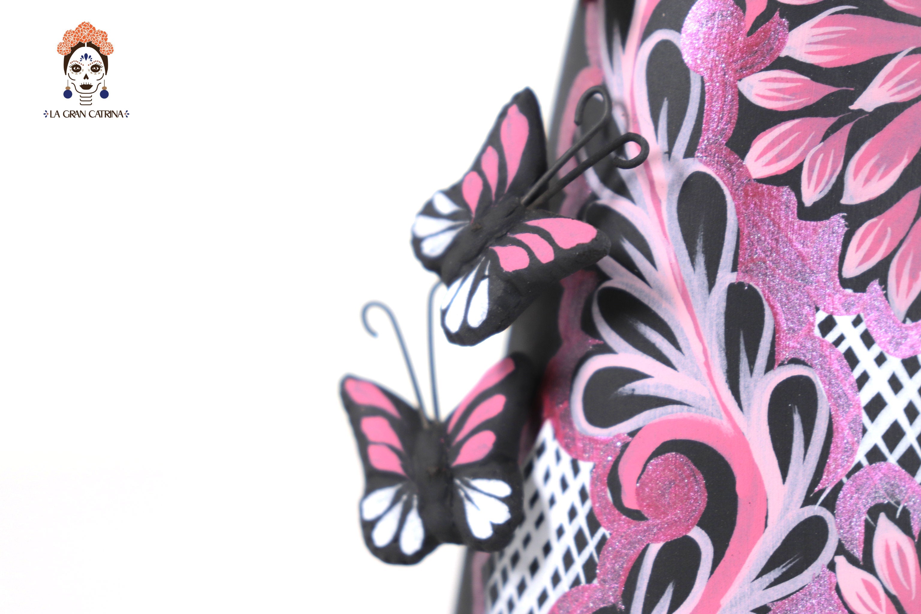 Catrina of butterflies roses - 12 in. Adan