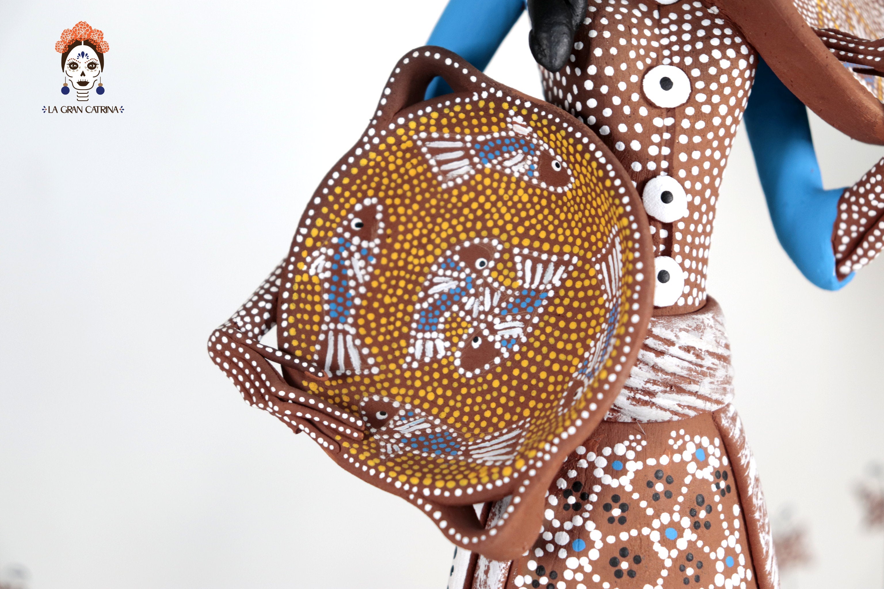 Catrina Punteada Ceremonial Clay and Set of Tallr - 15.3 in. Capula