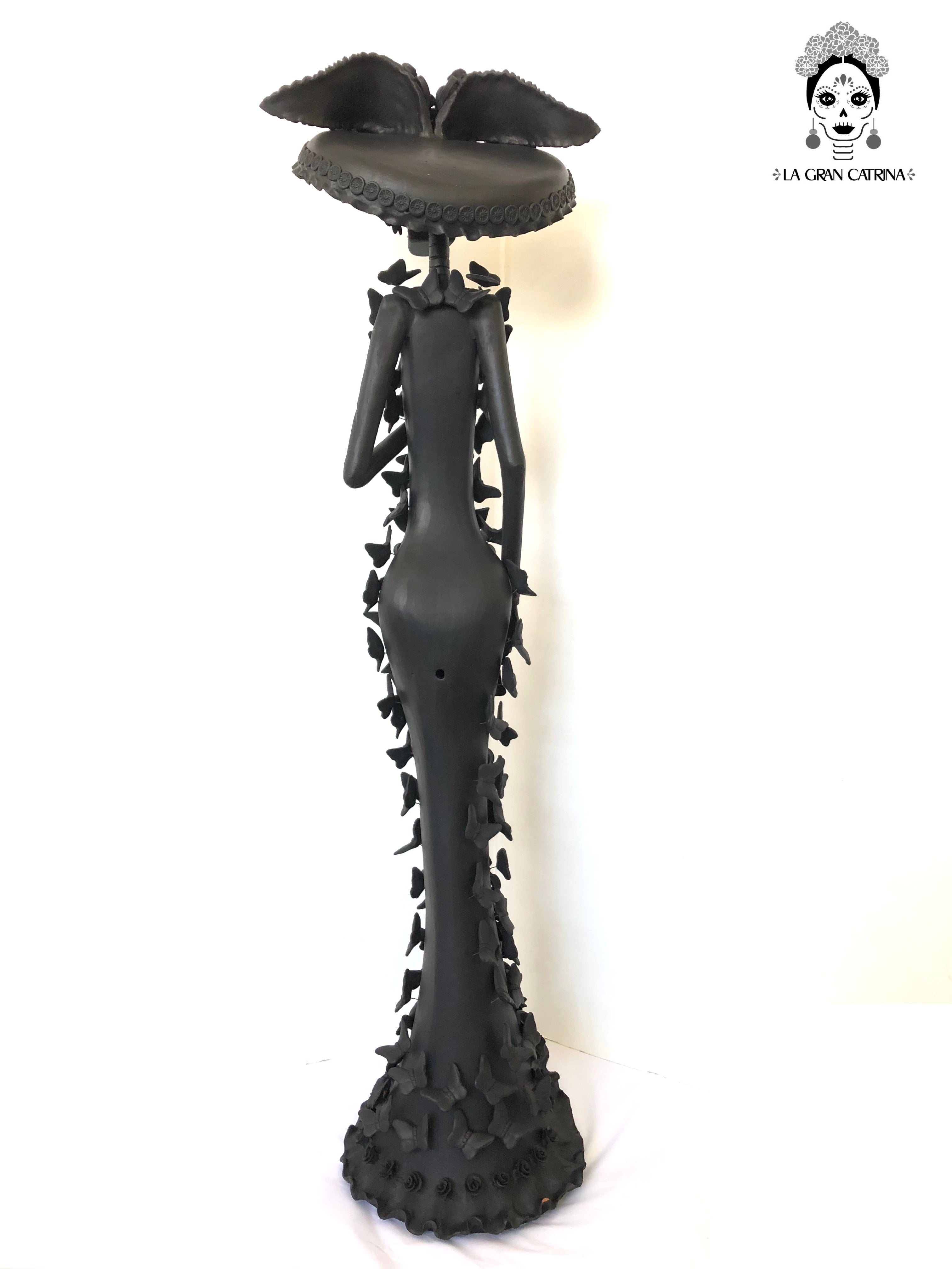 Catrina Black - 42 in. Adan