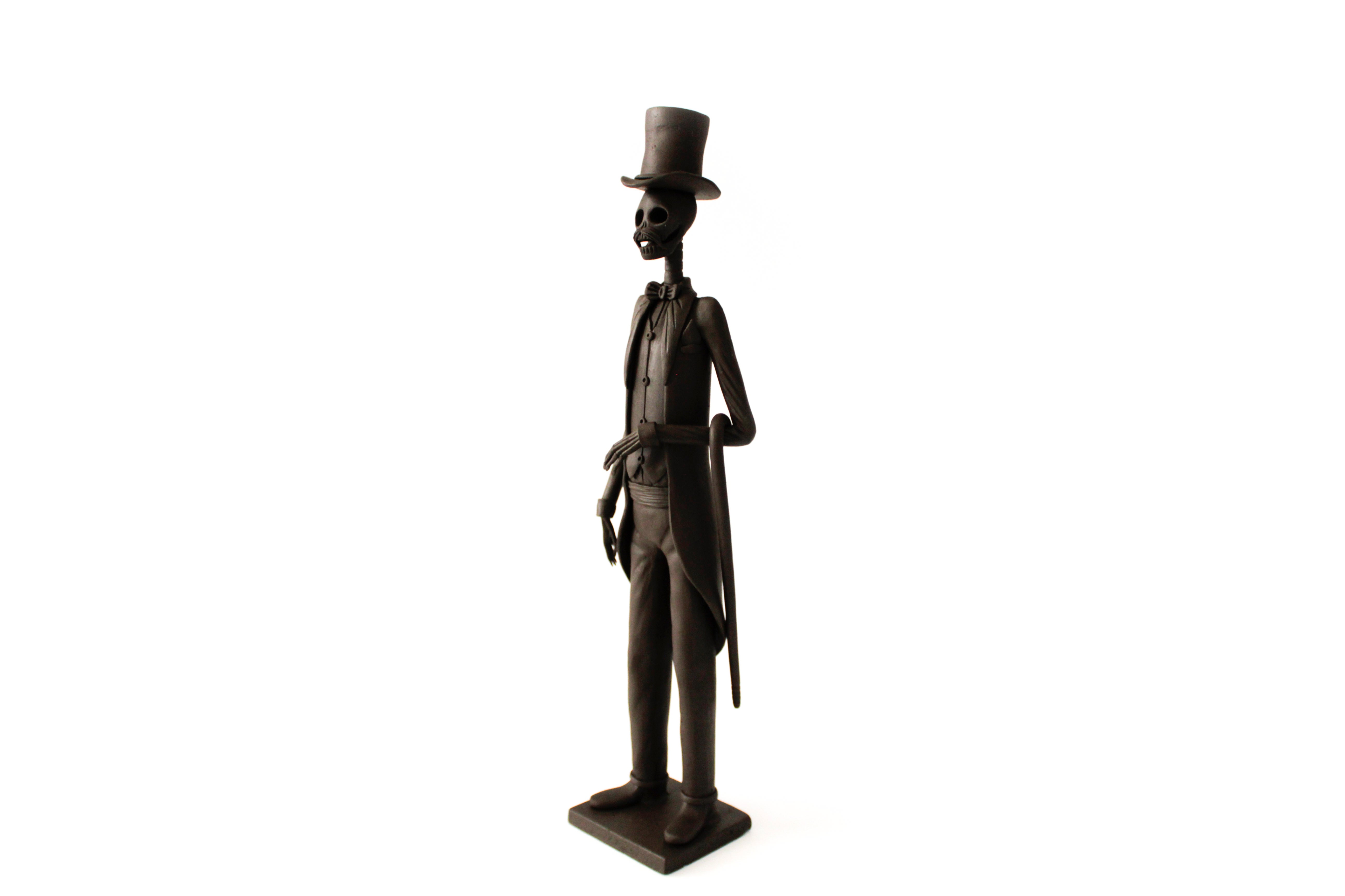 Catrines Elegantes - 20 in. Adan