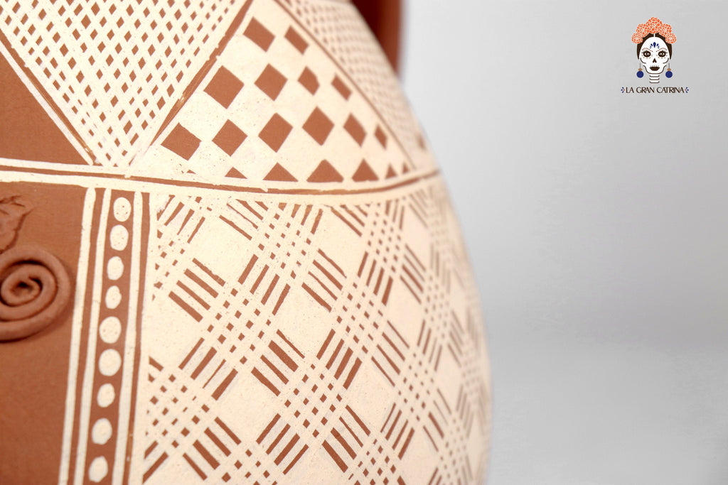 Pitcher Floral Clay - Patamban - 11.4 in. Patamban