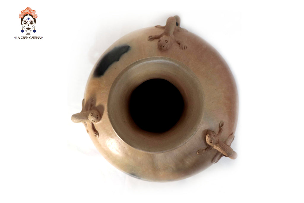 Vessel Ancestral Mixe with lizard handles - 17.7 in. Pendiente