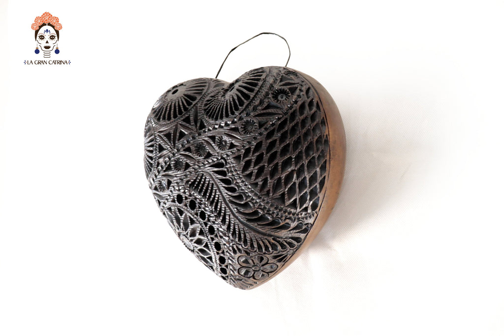 Black Clay Heart of Wall 7.8 in. - in. Production Tere Oax