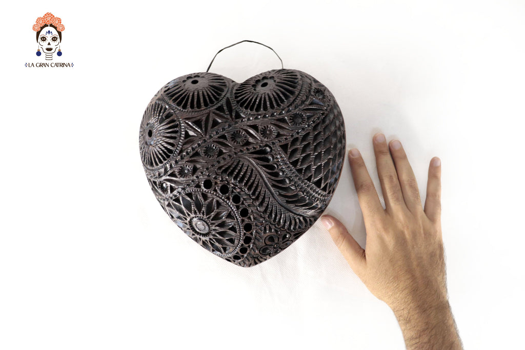 Black Clay Heart of Wall 7.8 in. - in. Production Tere Oax