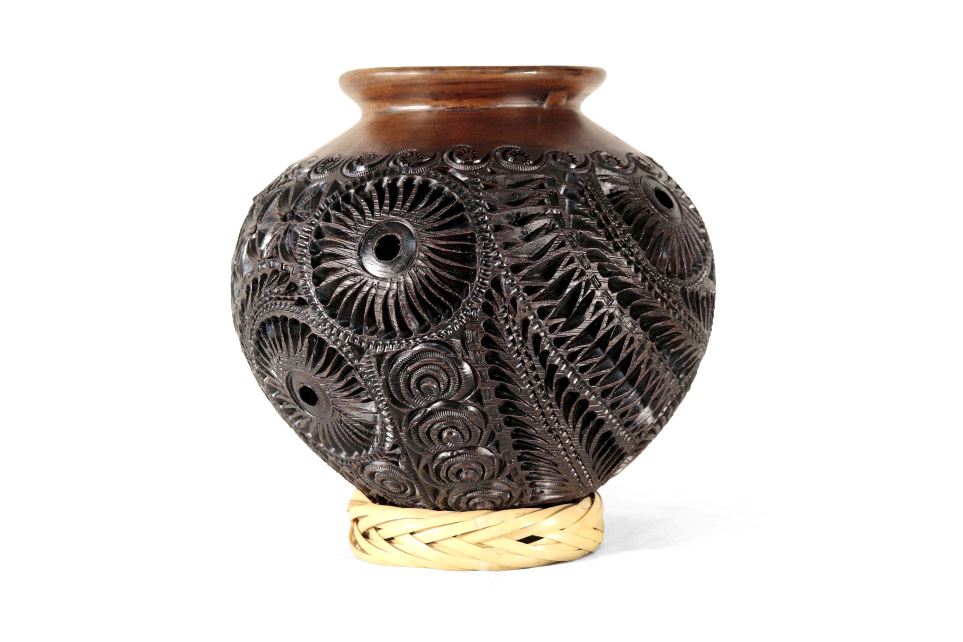 Black Clay Vase 9.4 in. Tere Oax