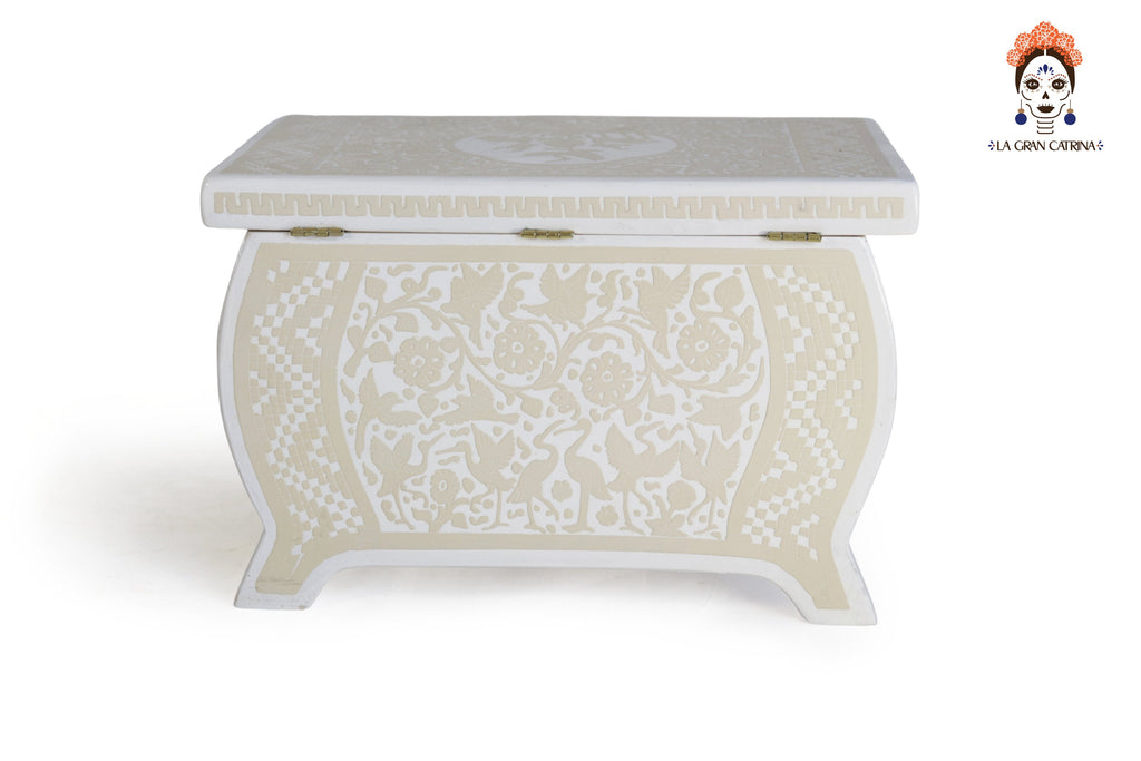 Small White Olinalá Handcrafted Box with Legs - 6.8 in. Olinala