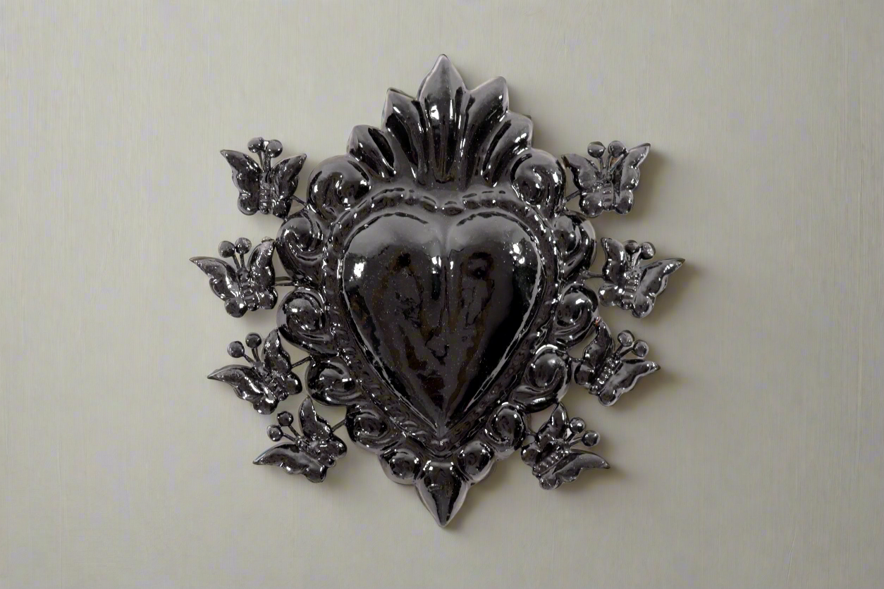 Glazed Clay Heart Black with Butterflies - 6.6 in. - in. Production Tiru
