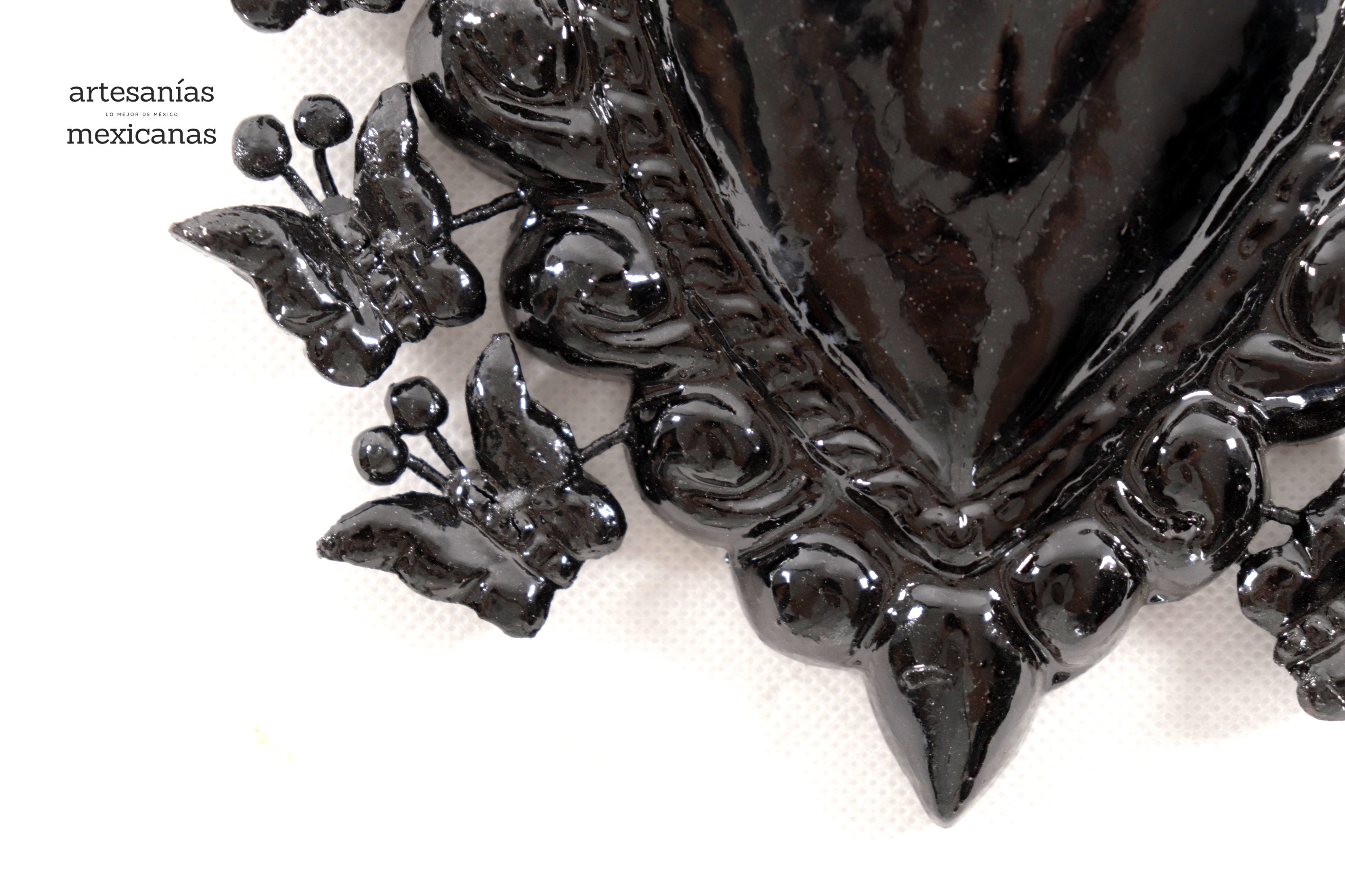 Glazed Clay Heart Black with Butterflies - 6.6 in. - in. Production Tiru