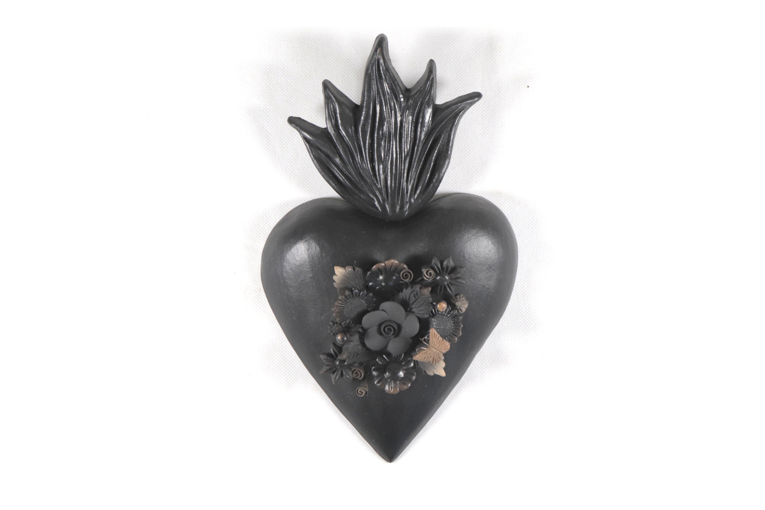 Clay Heart Black II - 9.8 in. Cecilio