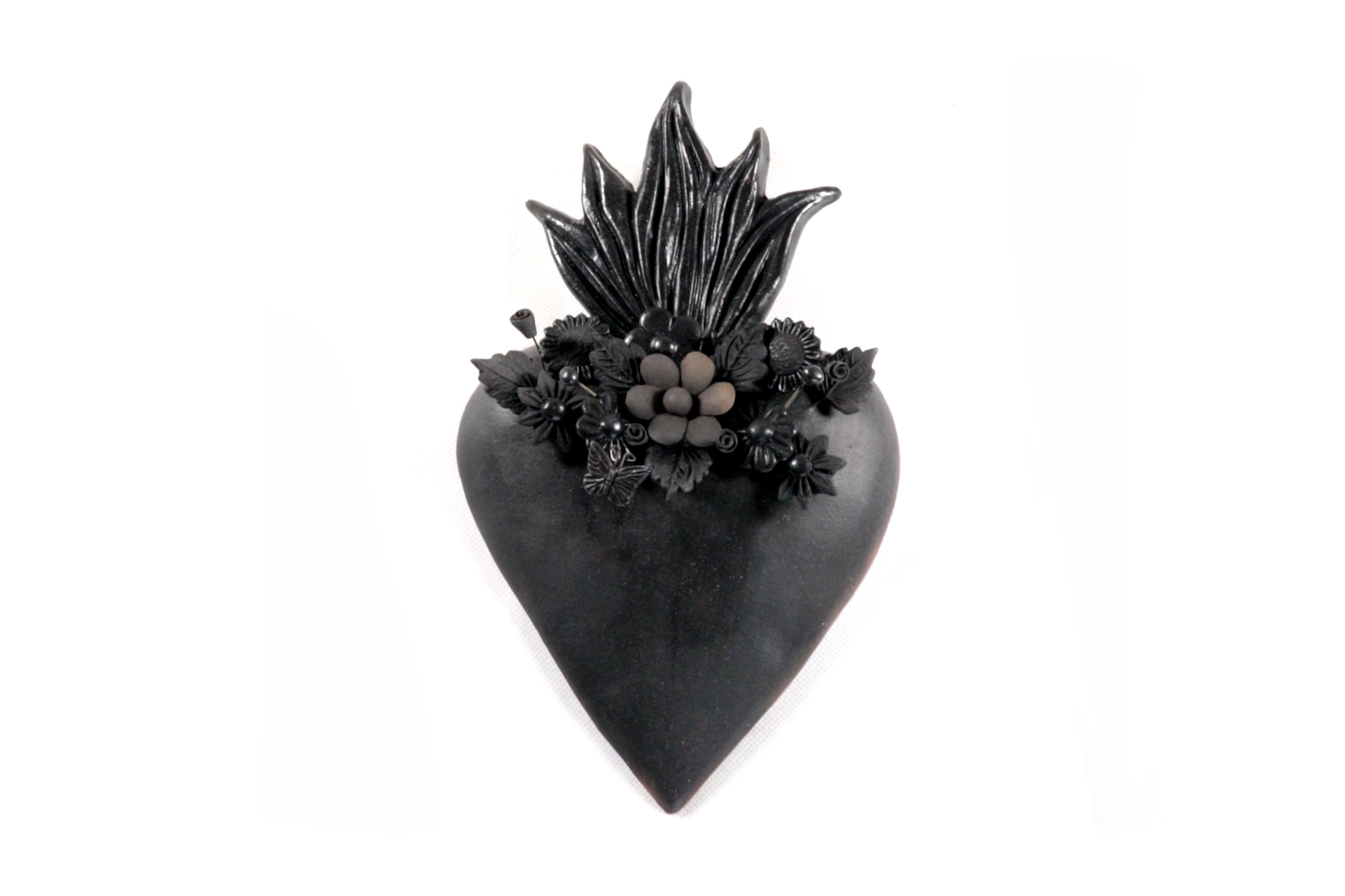 Clay Heart Black - 9.8 in. Cecilio