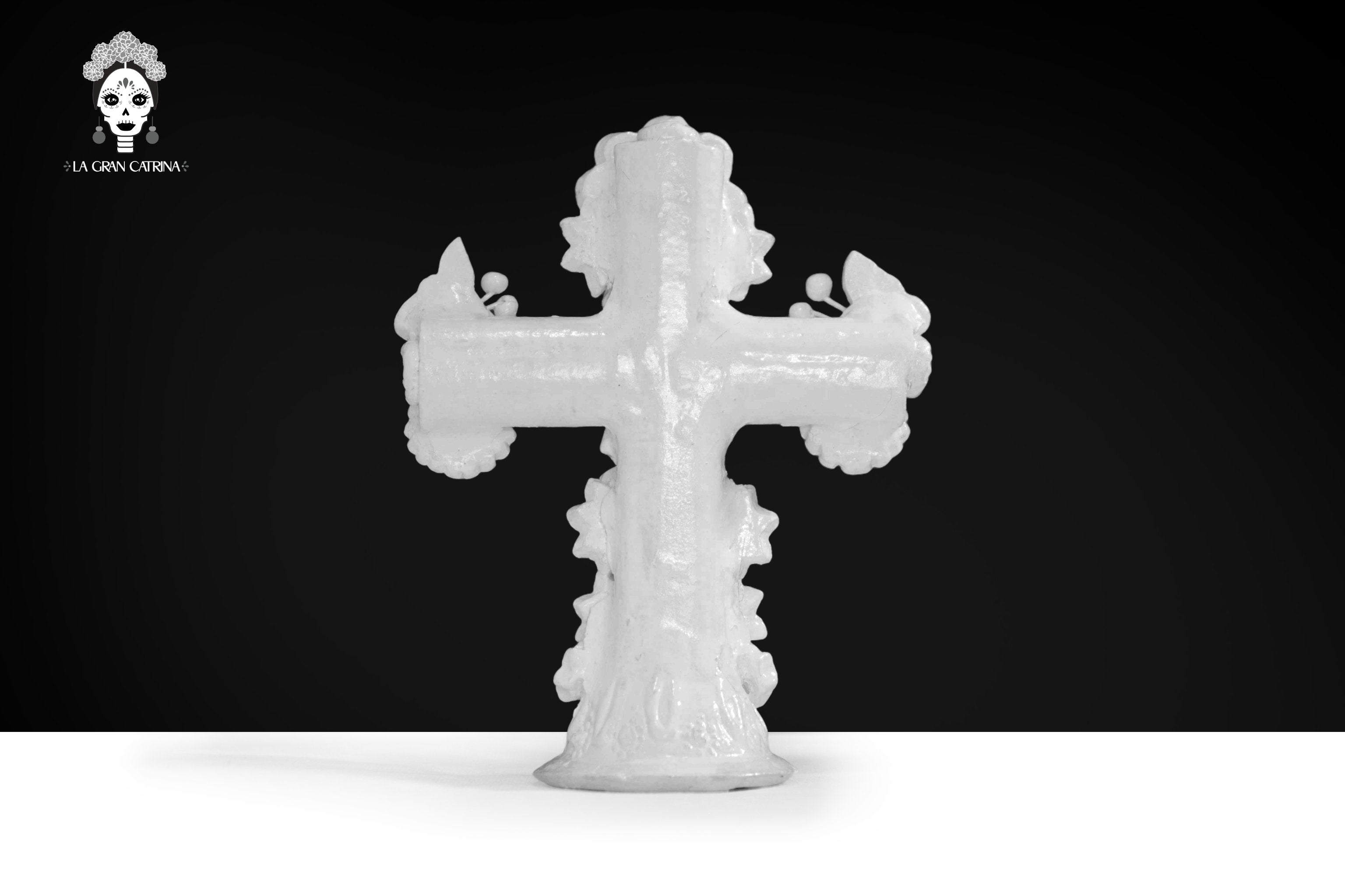 Cross white - Glazed Clay - 6.7 in. Tereri