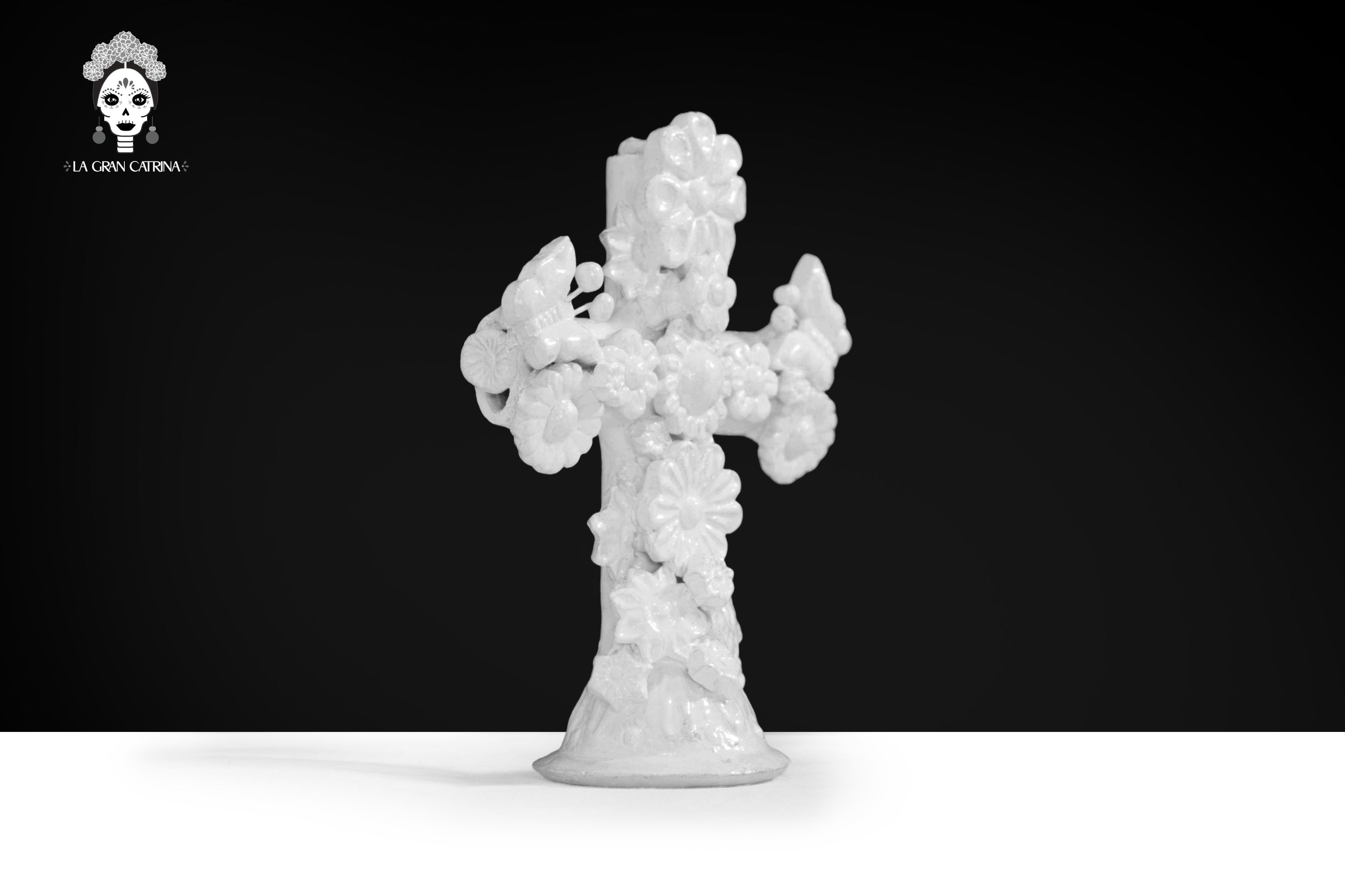 Cross white - Glazed Clay - 6.7 in. Tereri