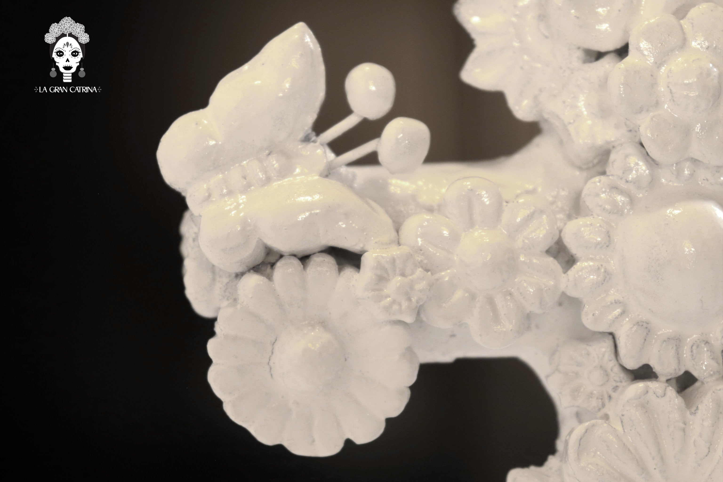 Cross white - Glazed Clay - 6.7 in. Tereri