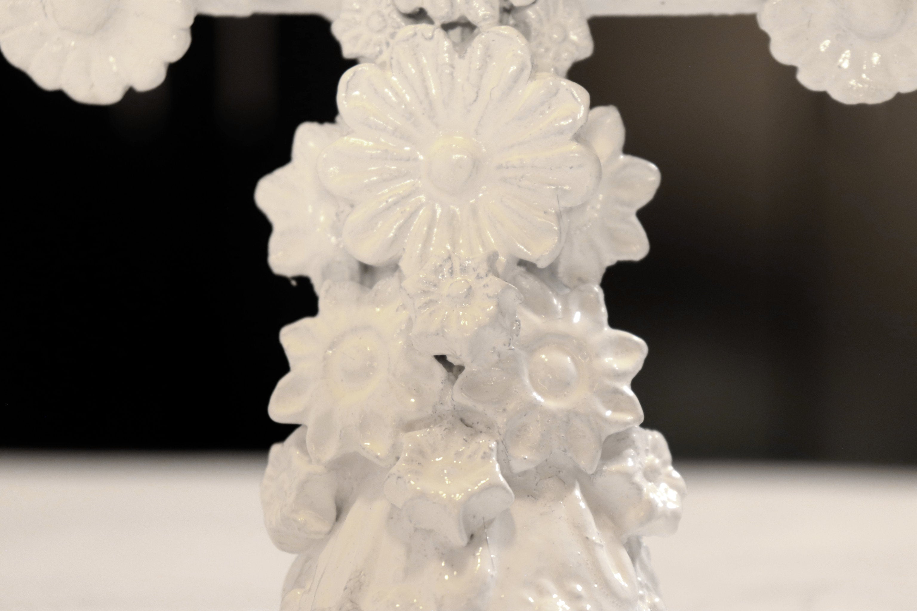 Cross white - Glazed Clay - 6.7 in. Tereri
