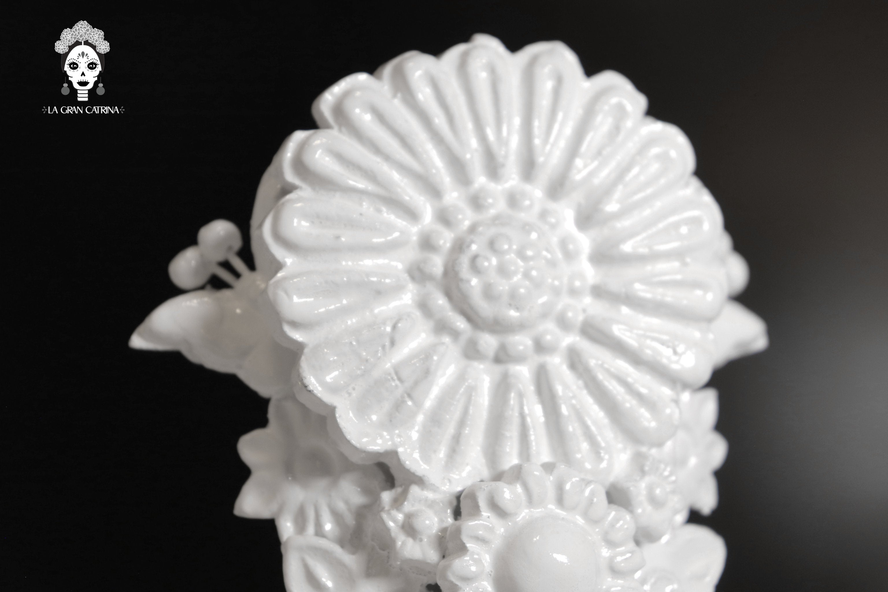 Cross white - Glazed Clay - 15 in. Tereri