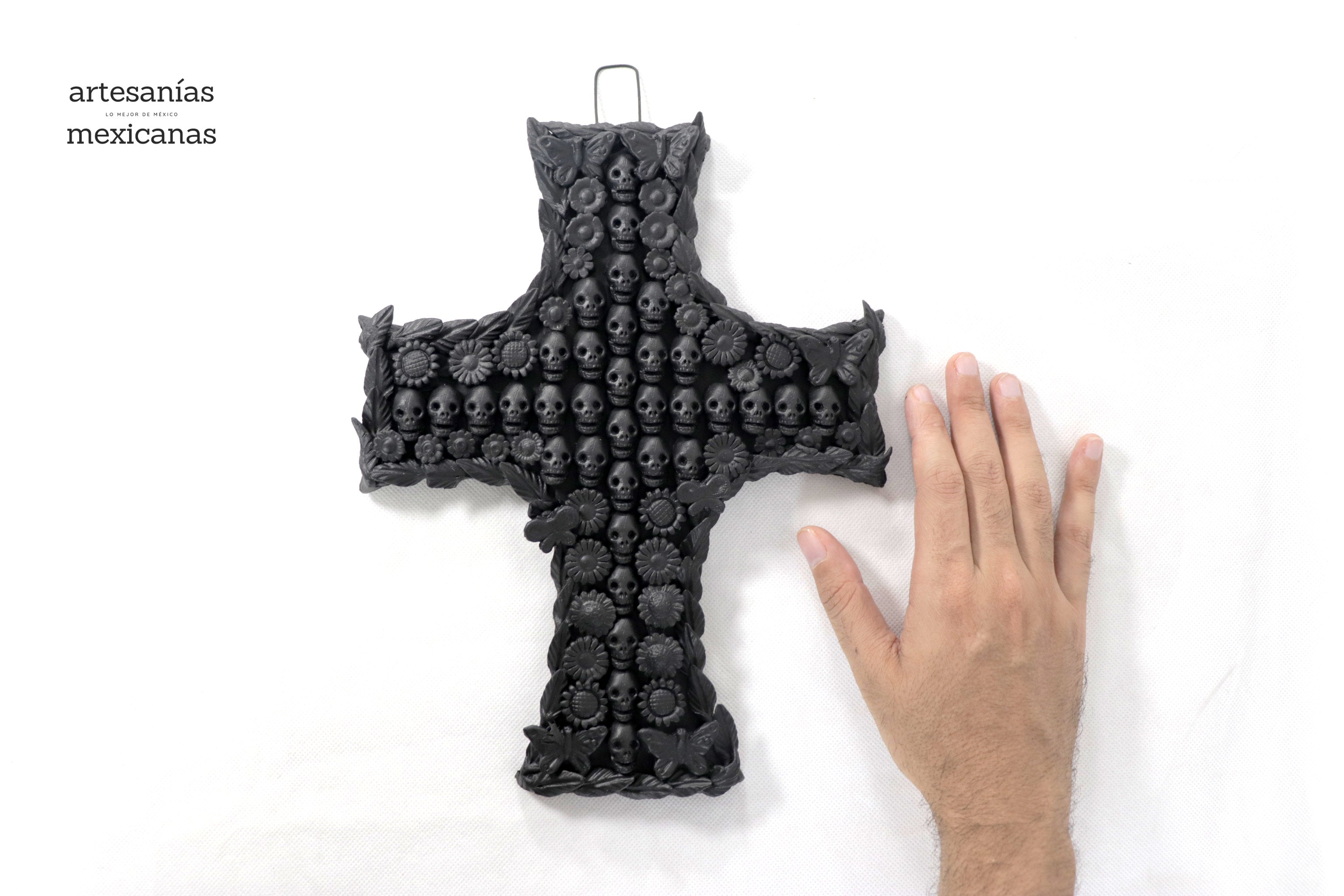 Cross of skulls Black - 11 in. Brenda Capula