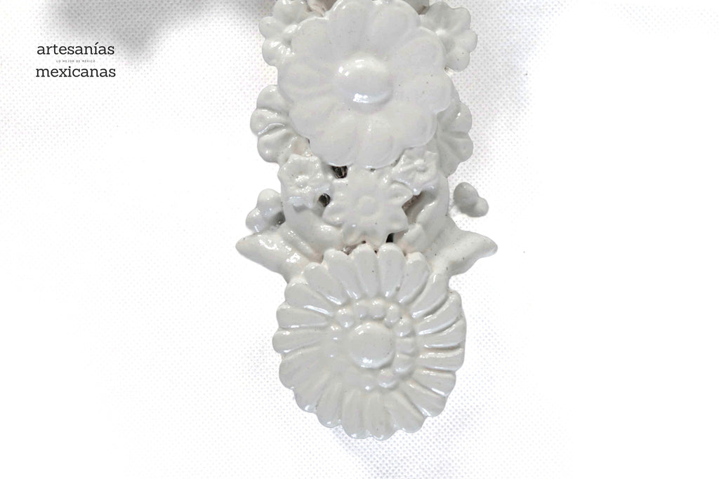 Cross white Wall - Glazed Clay - 11.4 in. Tereri