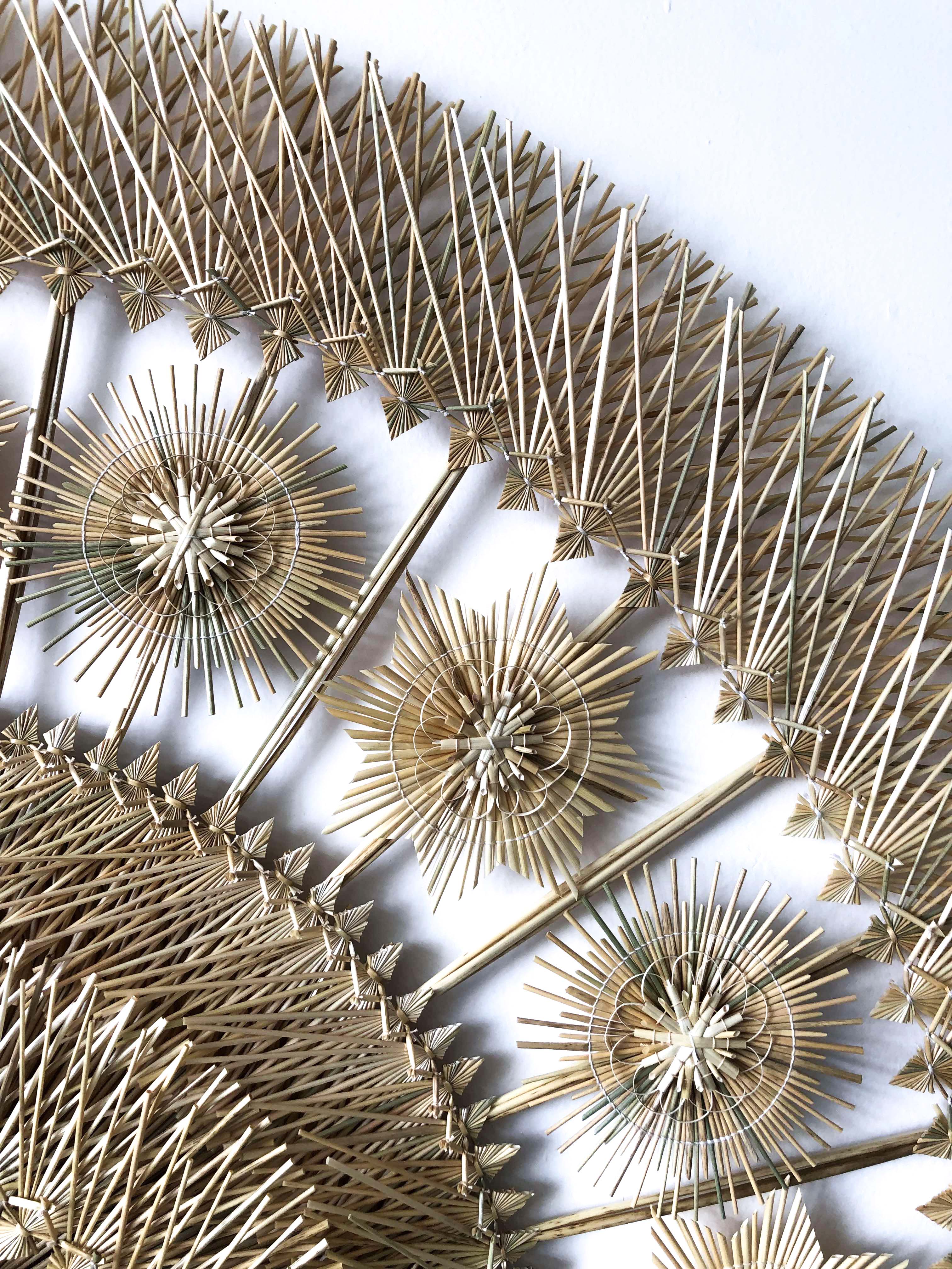 Wheat Straw Wall Circle - Estrellas - 40 in. Panikua