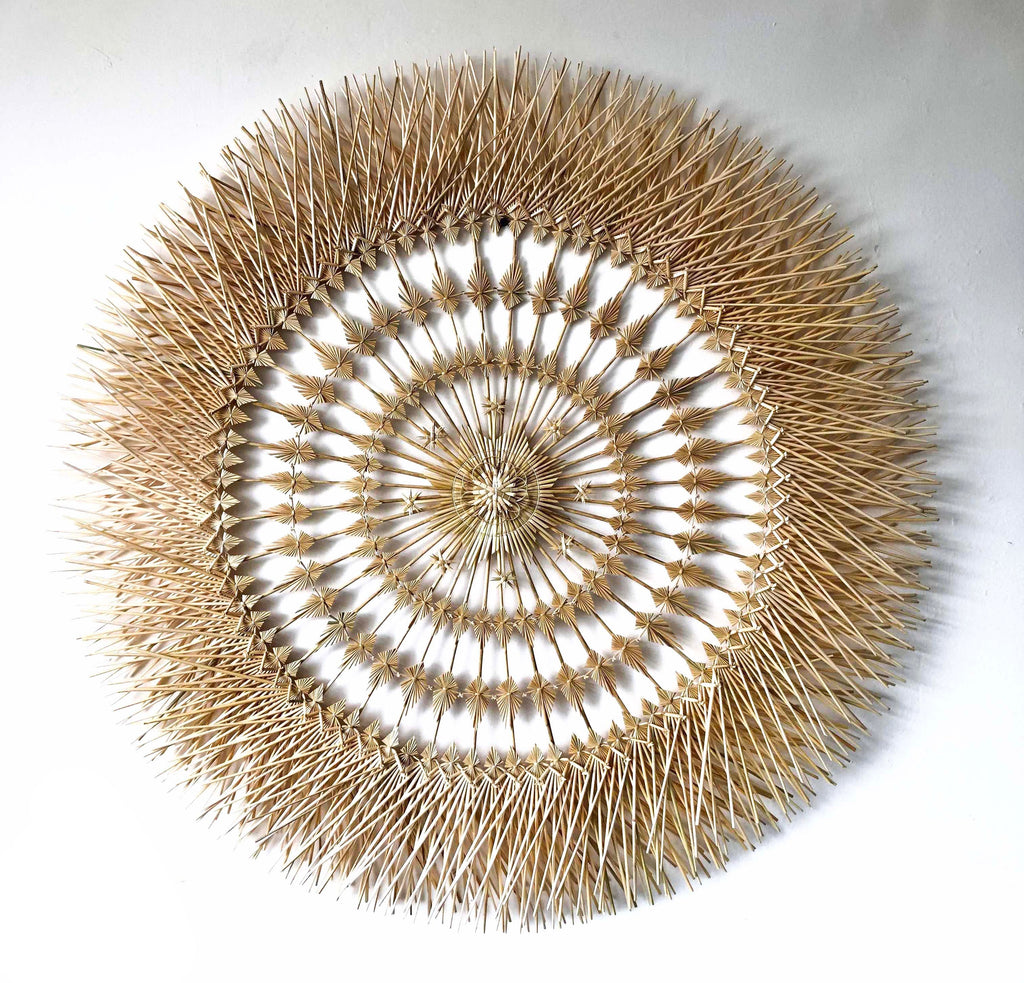 Wheat Straw Wall Circle - Estrellita - 28 in. Panikua