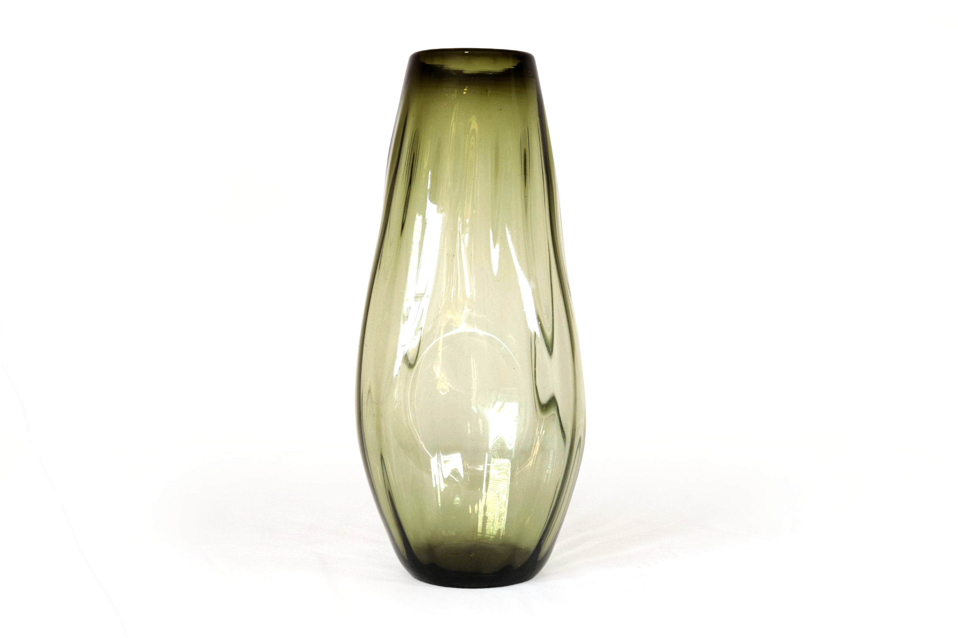 Flower Vase of Blown Glass Green Oliva 18.8 in. Vidrio Soplado