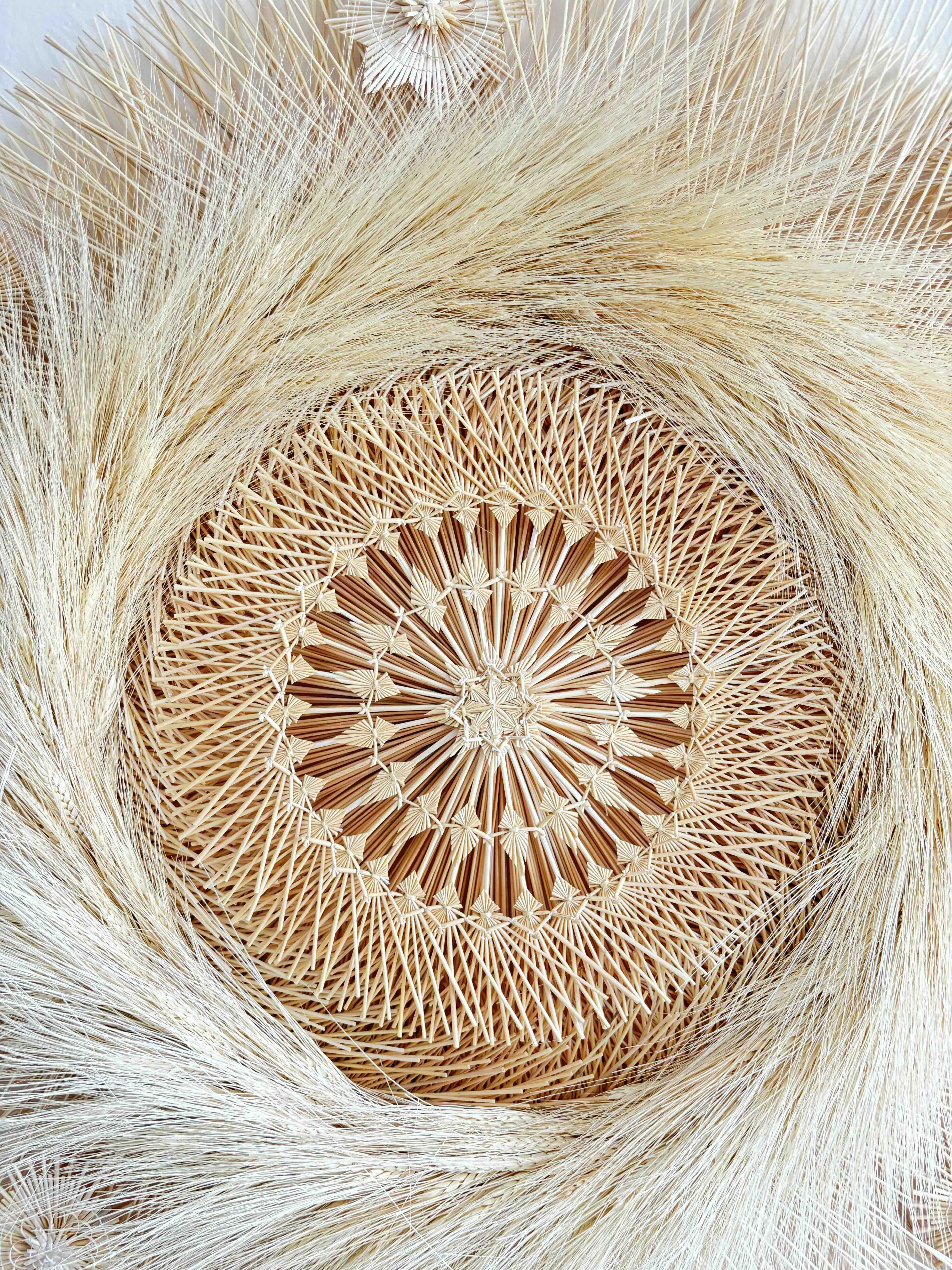 Wheat Straw Wall Circle - Espigas - 40 in. Panikua
