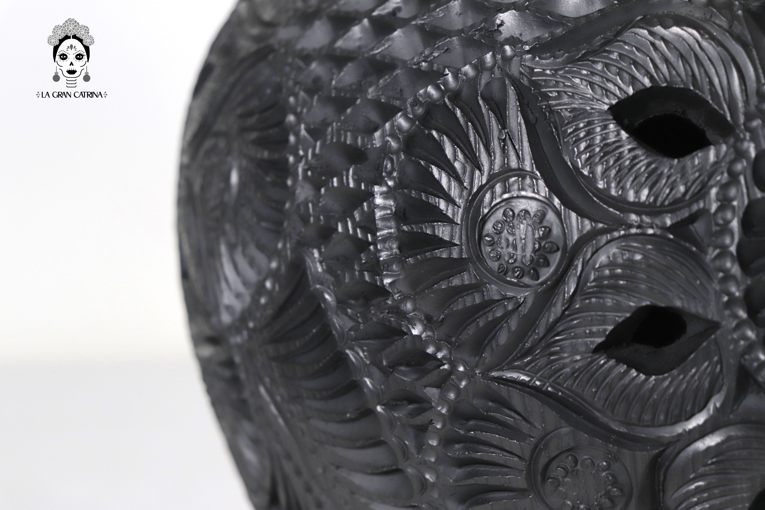 Vase "Arena" Handcrafted Black Clay 14.5 in. - in. Production Tere Oax