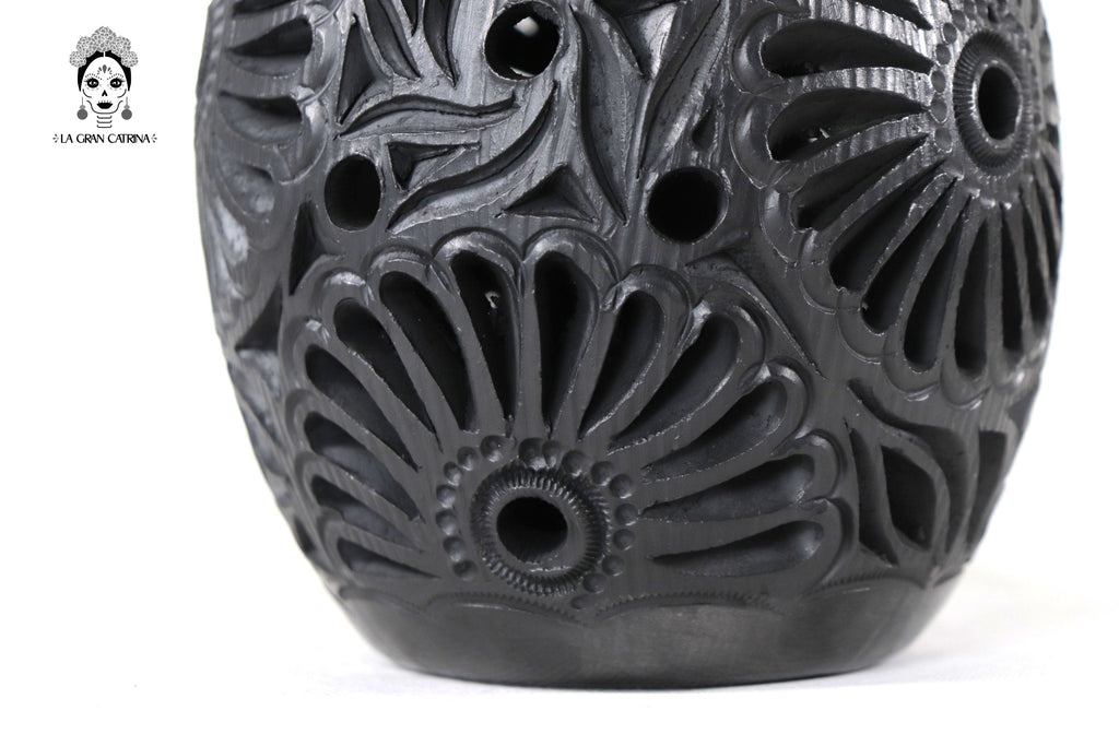 Vase "Río small" Handcrafted Black Clay 14.1 in. Tere Oax