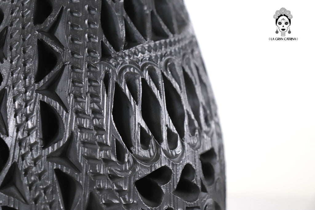 Vase "Río large" Handcrafted Black Clay 16.9 in. - in. Production Tere Oax