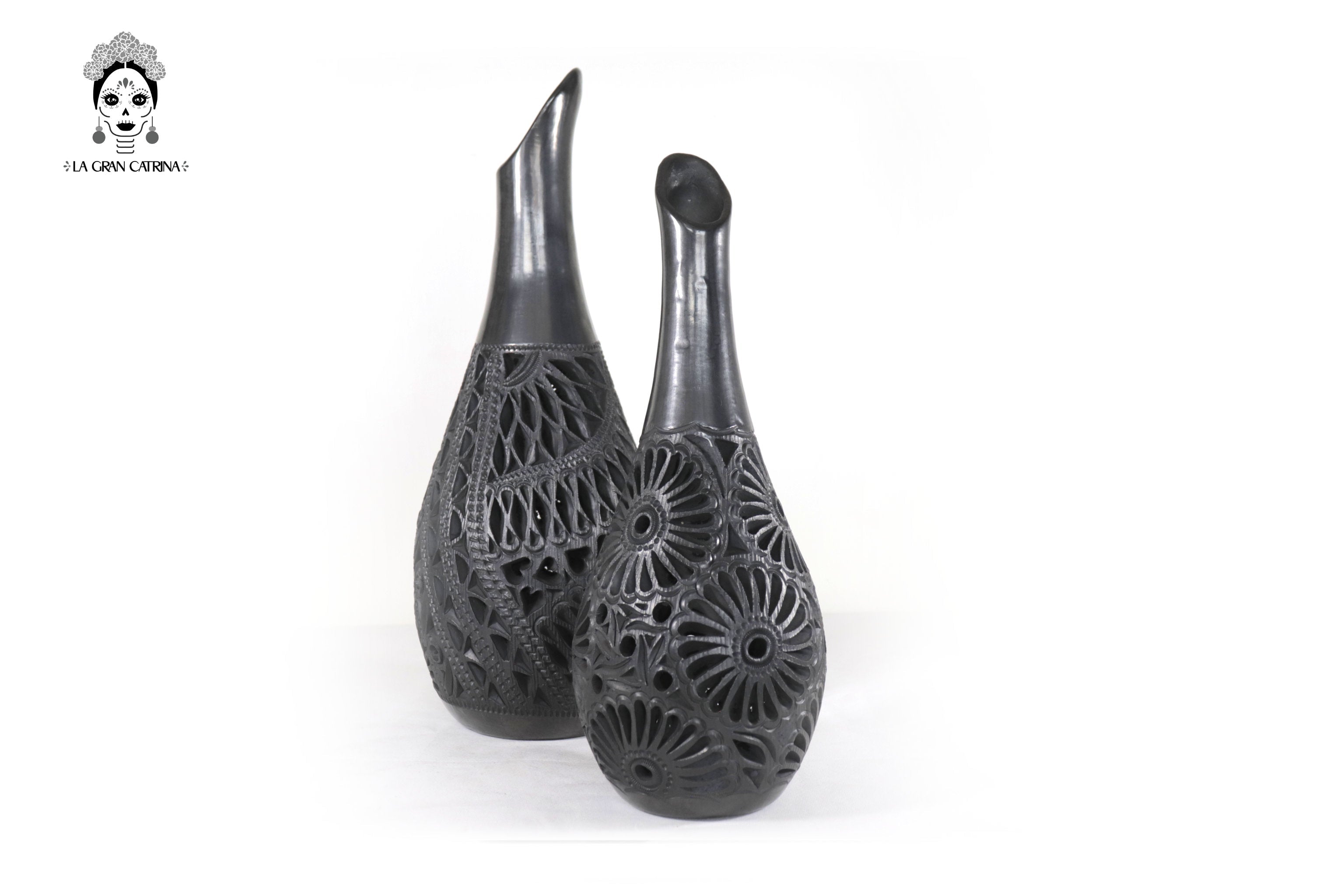 Collection Vases Río (Small and Large) Handcrafted Black Clay 16.9 in. - 14.1 in. - in. Production Tere Oax