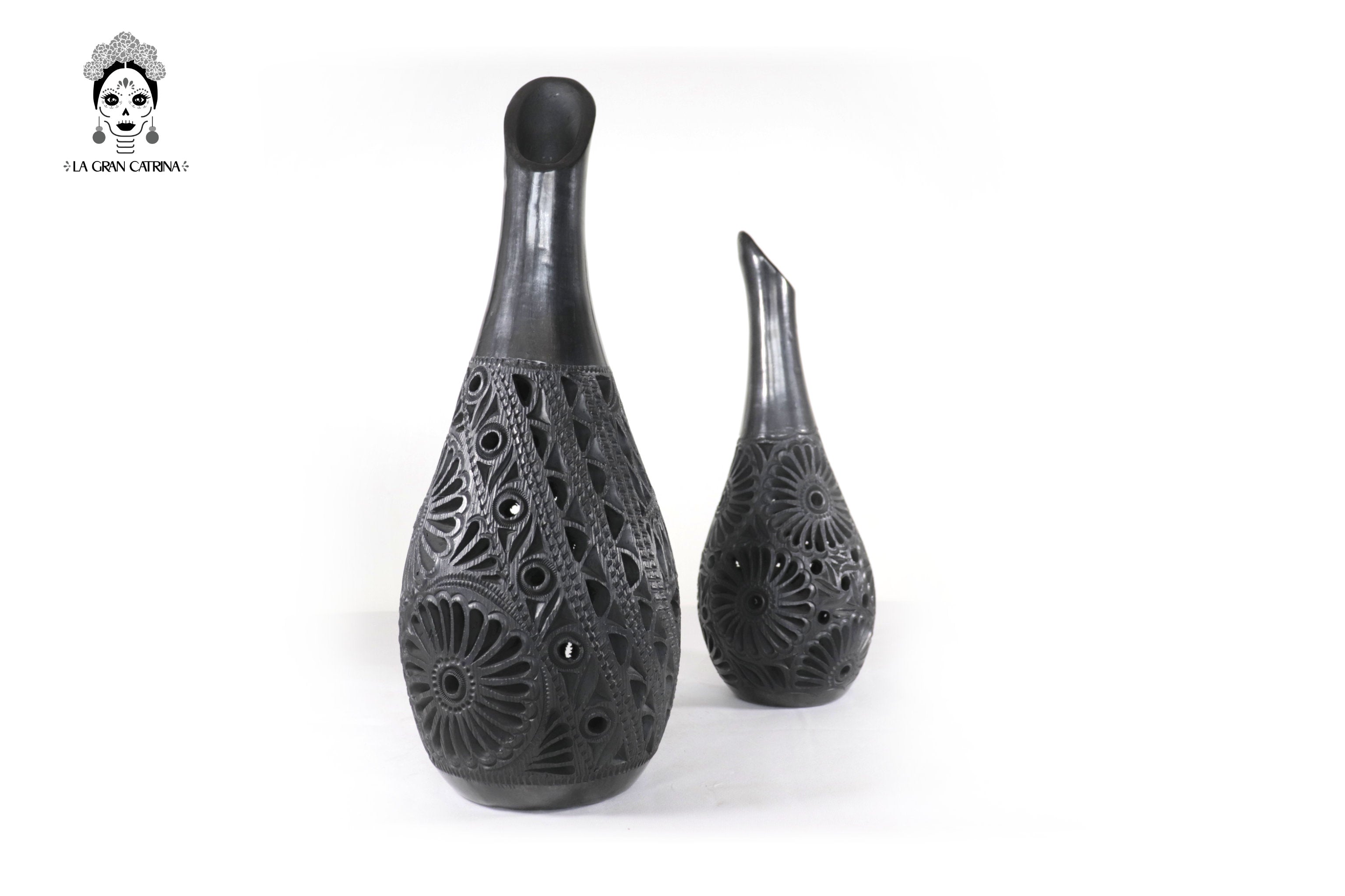 Collection Vases Río (Small and Large) Handcrafted Black Clay 16.9 in. - 14.1 in. - in. Production Tere Oax