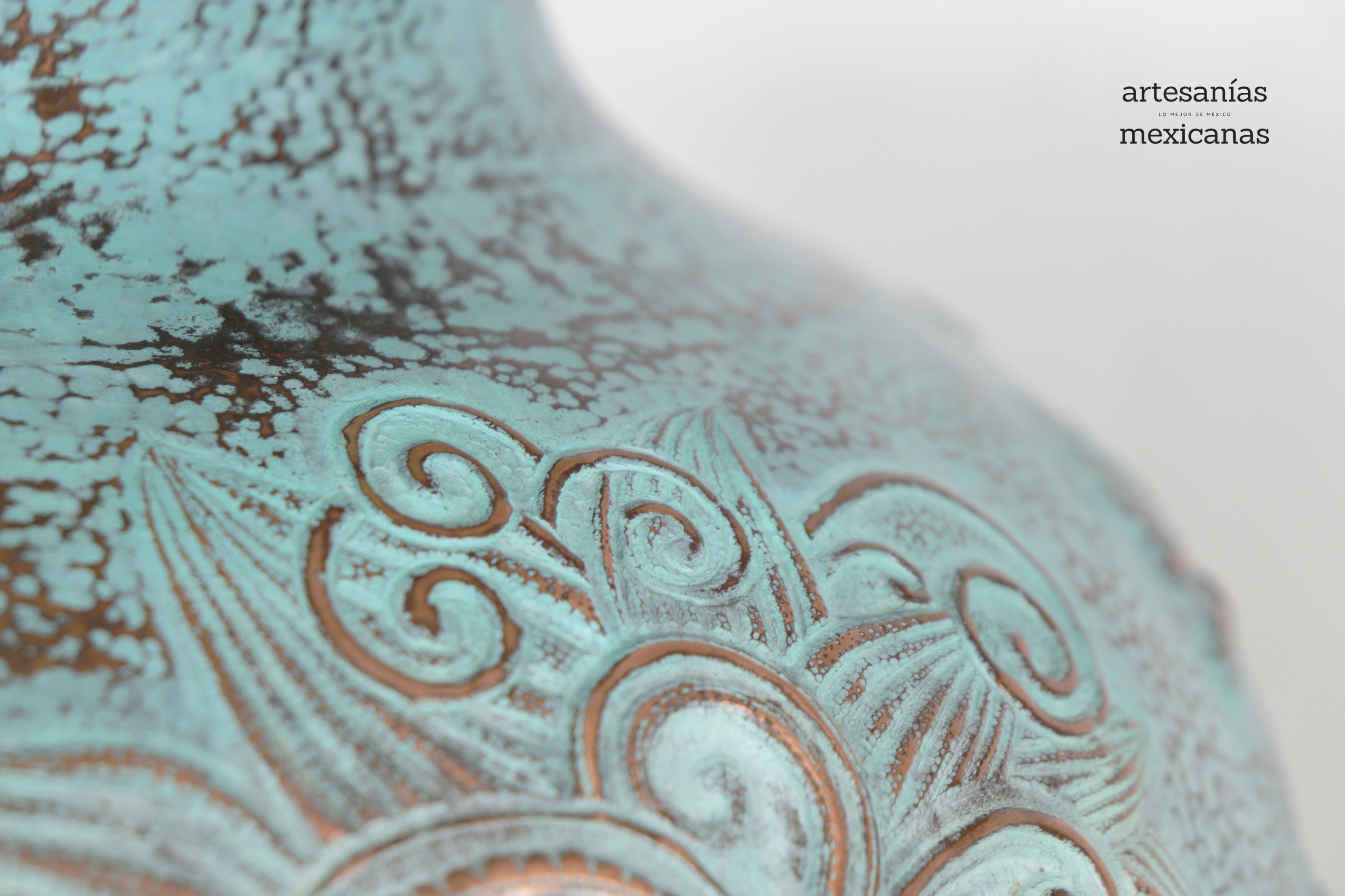 Vase of cobre martillado en acabado turquoise - 11 in. Santa Clara del Cobre