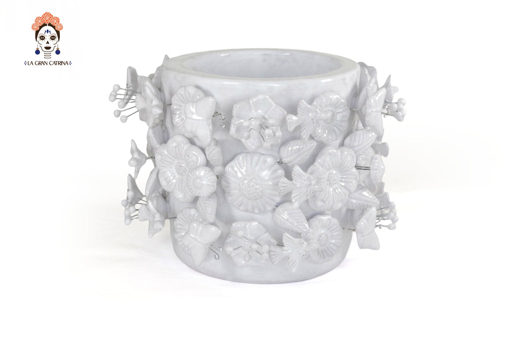 Planter with Flowers and butterflies white - Glazed Clay - 7.6 in. Tereri