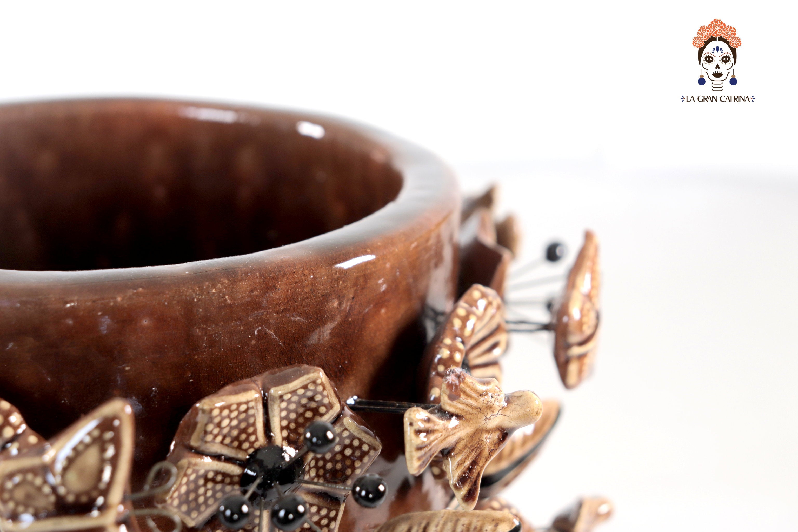 Planter with Flowers and butterflies brown - Glazed Clay - 7.6 in. Tereri