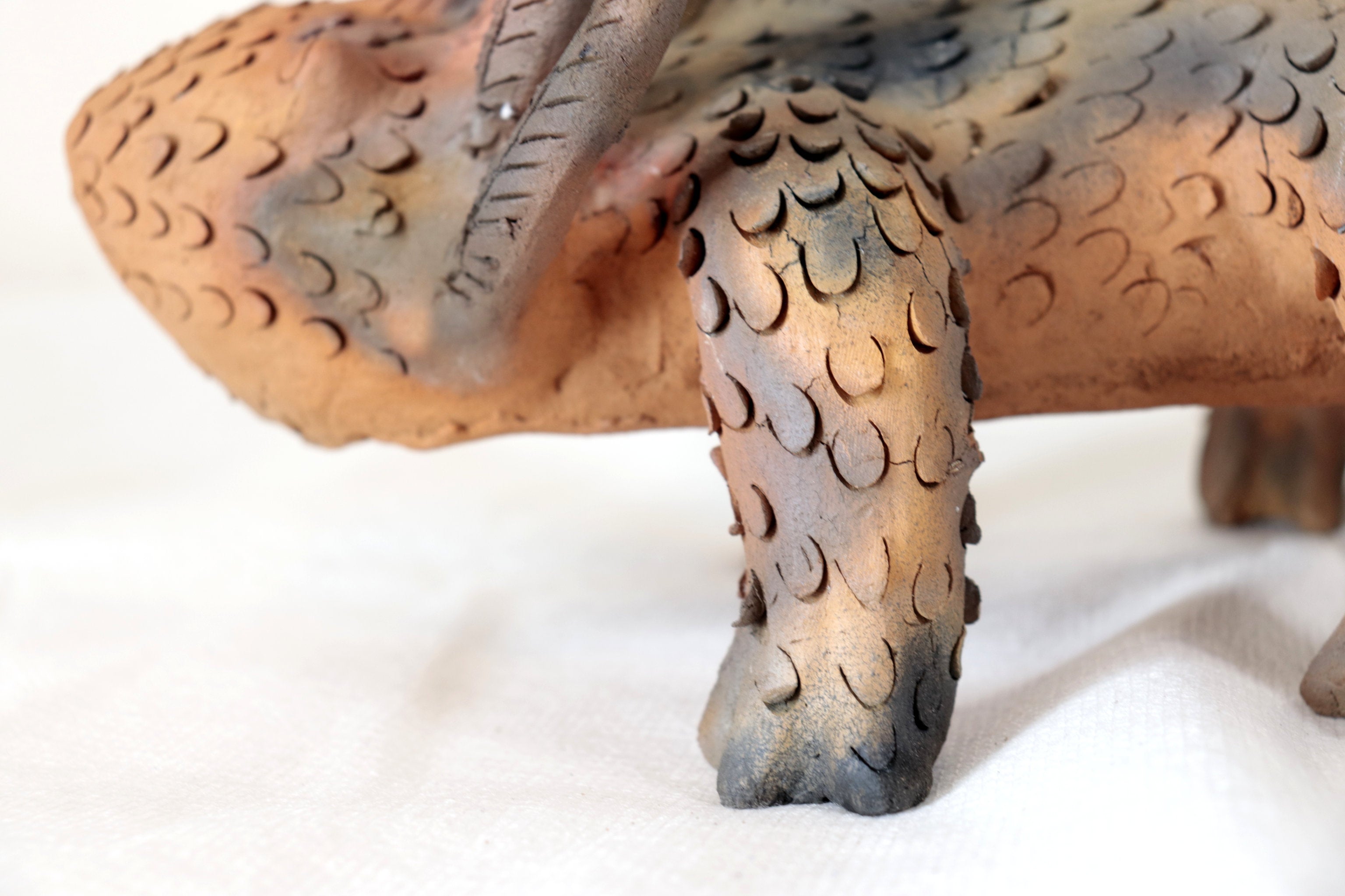 Axolotl of Natural Clay - 15.7 in. - in. Production Zipiajo