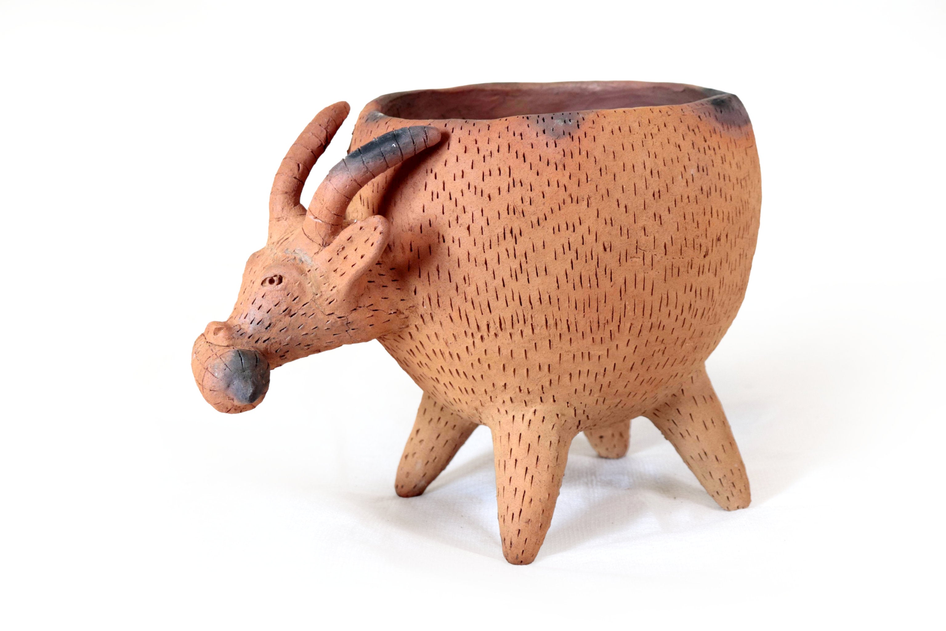 Impala Planter of Natural Clay - 12 in. Zipiajo