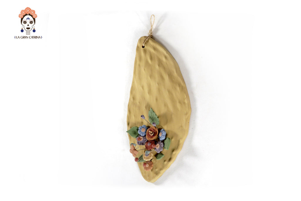 Handcrafted Prickly Pear Cactus with Flowers - Arte Mexicano for Wall - 10.8 in. Cecilio
