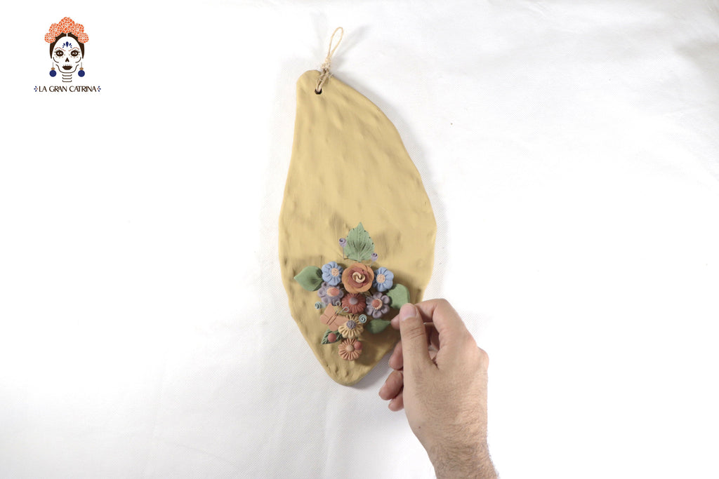 Handcrafted Prickly Pear Cactus with Flowers - Arte Mexicano for Wall - 10.8 in. Cecilio