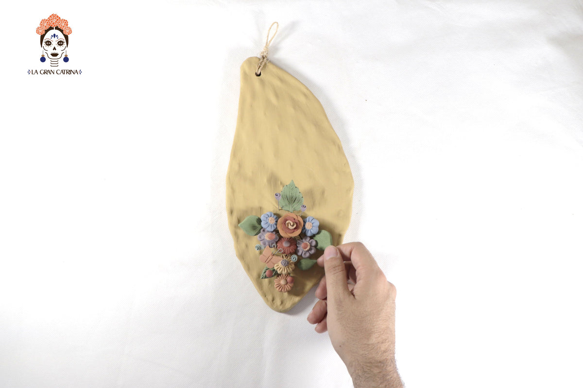 Handcrafted Prickly Pear Cactus with Flowers - Arte Mexicano for Wall - 10.8 in. Cecilio