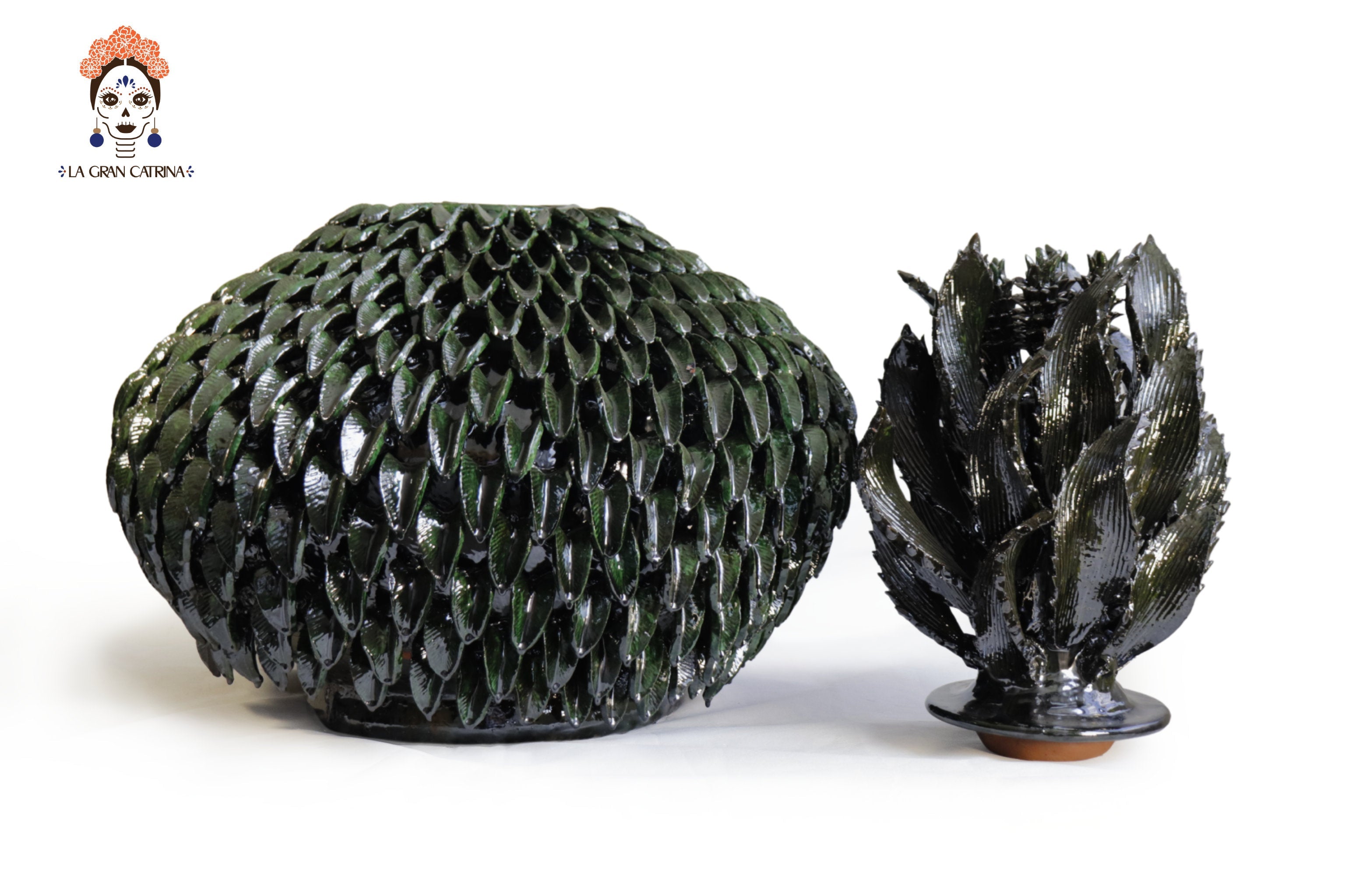 Michoacán Clay Pineapple - 28.3 in. - Green Wide Leaves Juan Gtz