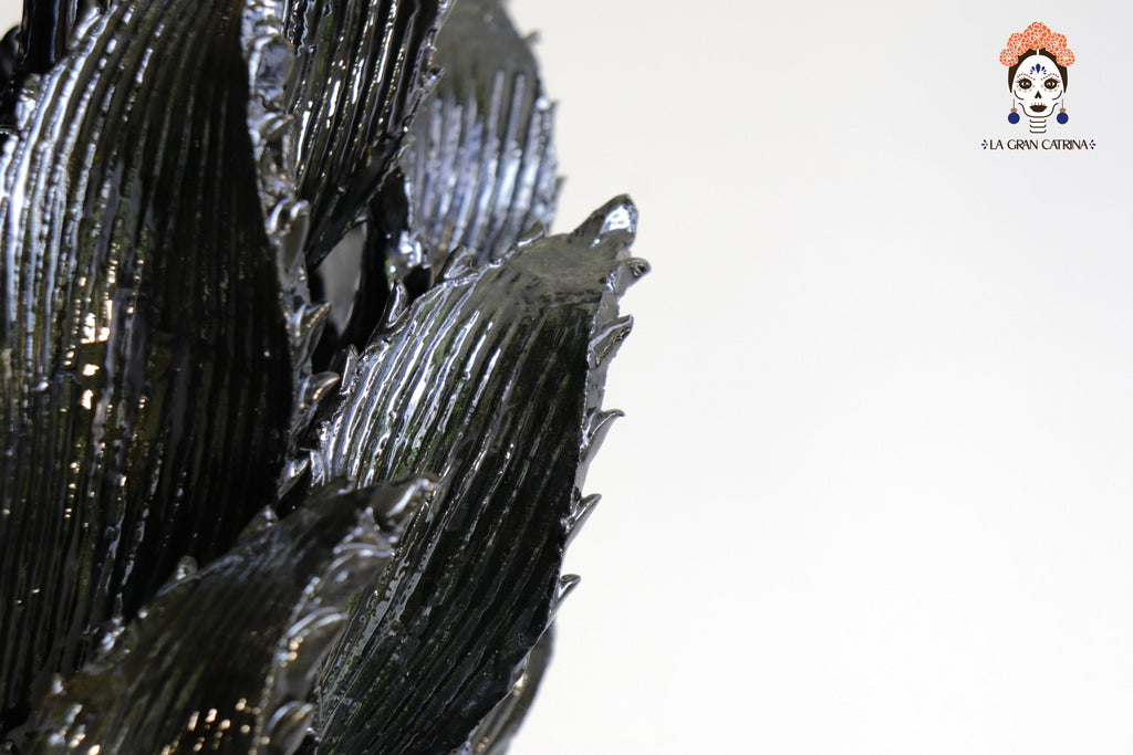 Michoacán Clay Pineapple - 28.3 in. - Green Wide Leaves Juan Gtz