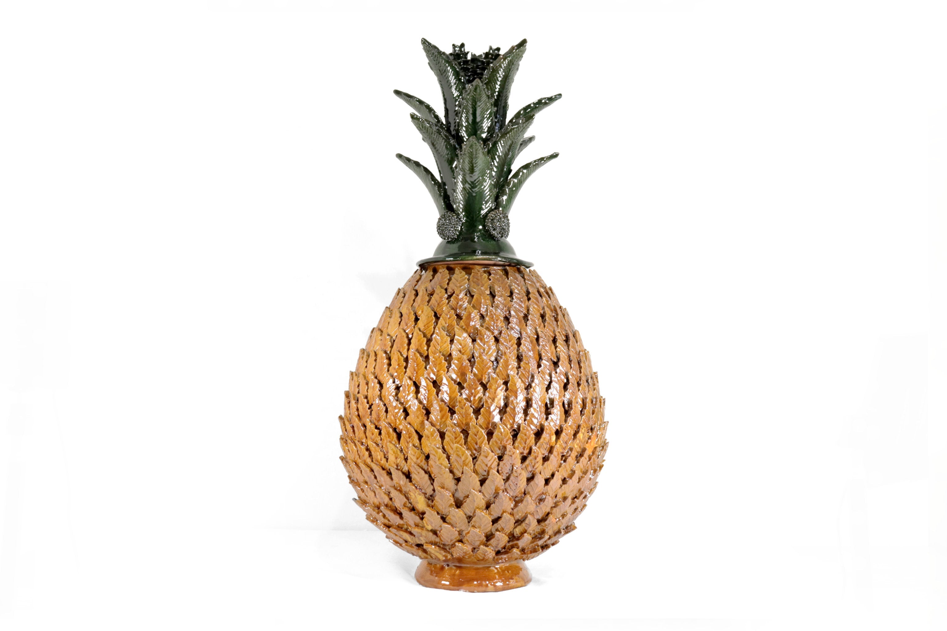Pineapple with Leaves Traditional Style - 26 in. - Made to Order Juan Gtz