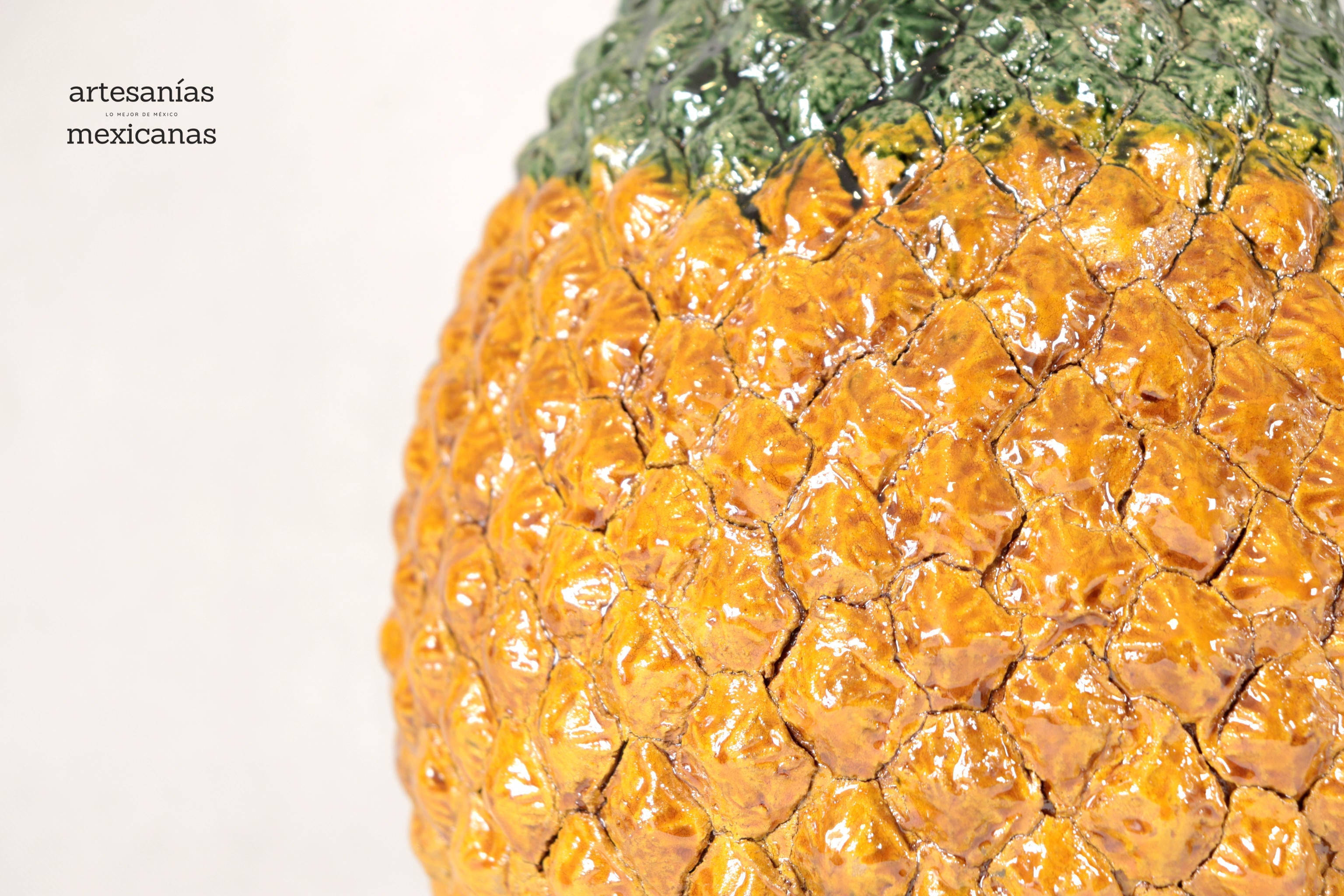 Michoacán Clay Pineapple - Pineapple natural - 18 in. Juan Gtz