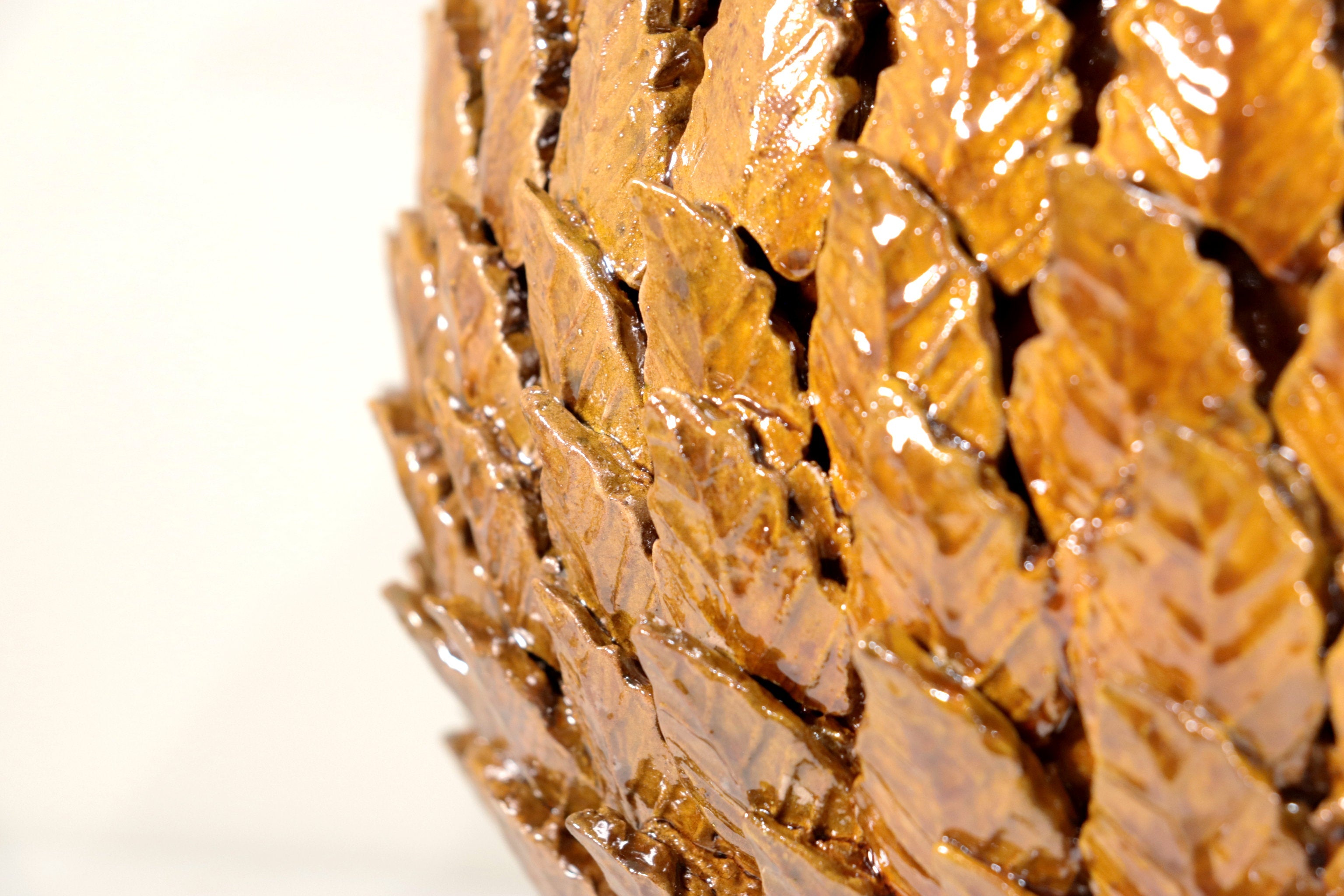 Pineapple with Leaves Traditional Style - 26 in. - Made to Order Juan Gtz