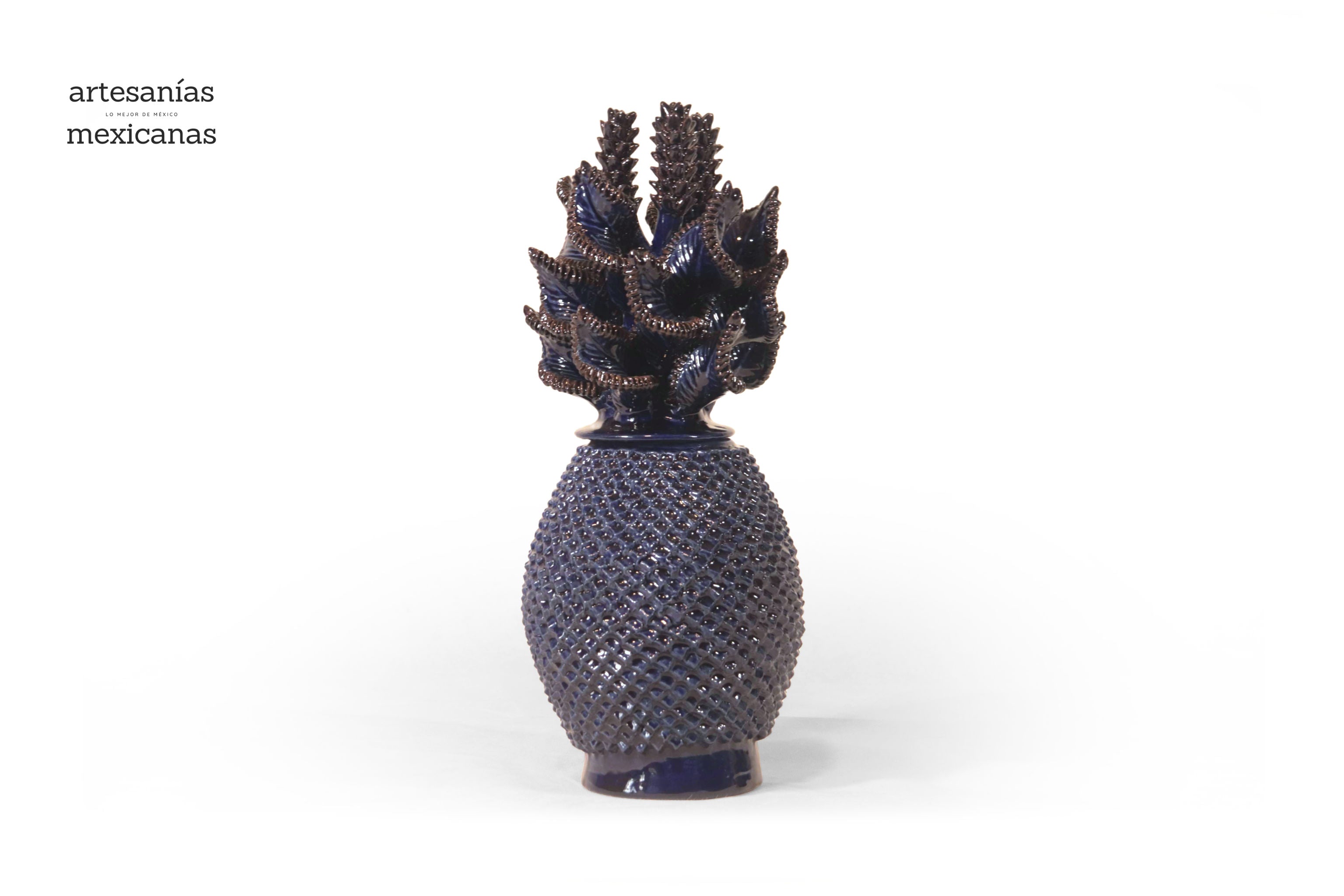 Blue Pineapple with Spikes with Leaves Curved - 15 in. Juan Gtz