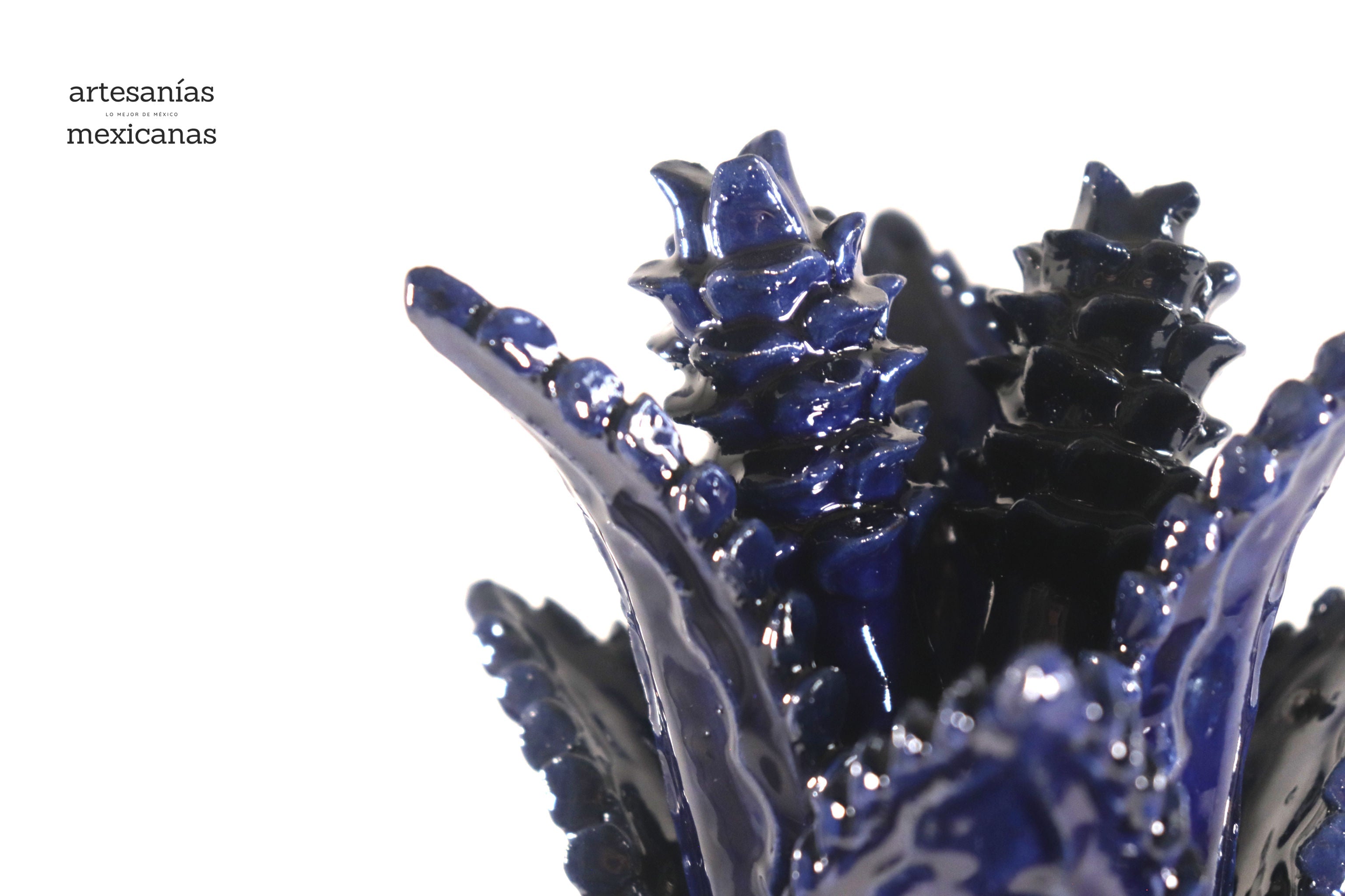 Pineapple of Pinklitos Bluees - 14.5 in. - Made to Order Juan Gtz