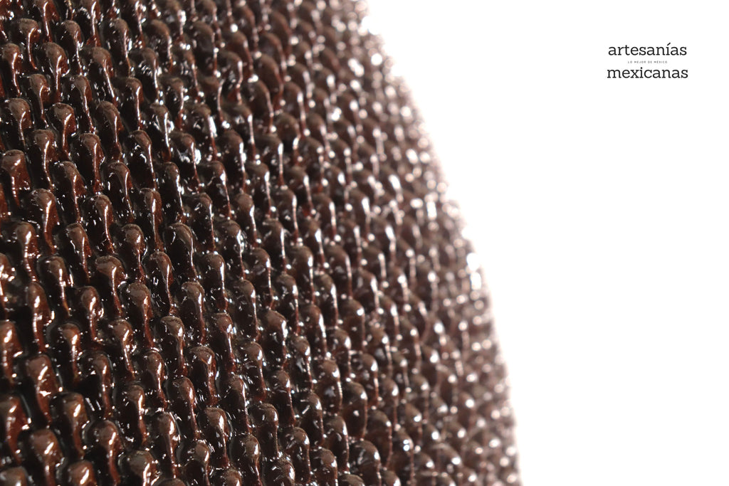 Pineapple with Spikes Brown - 26 in. Juan Gtz