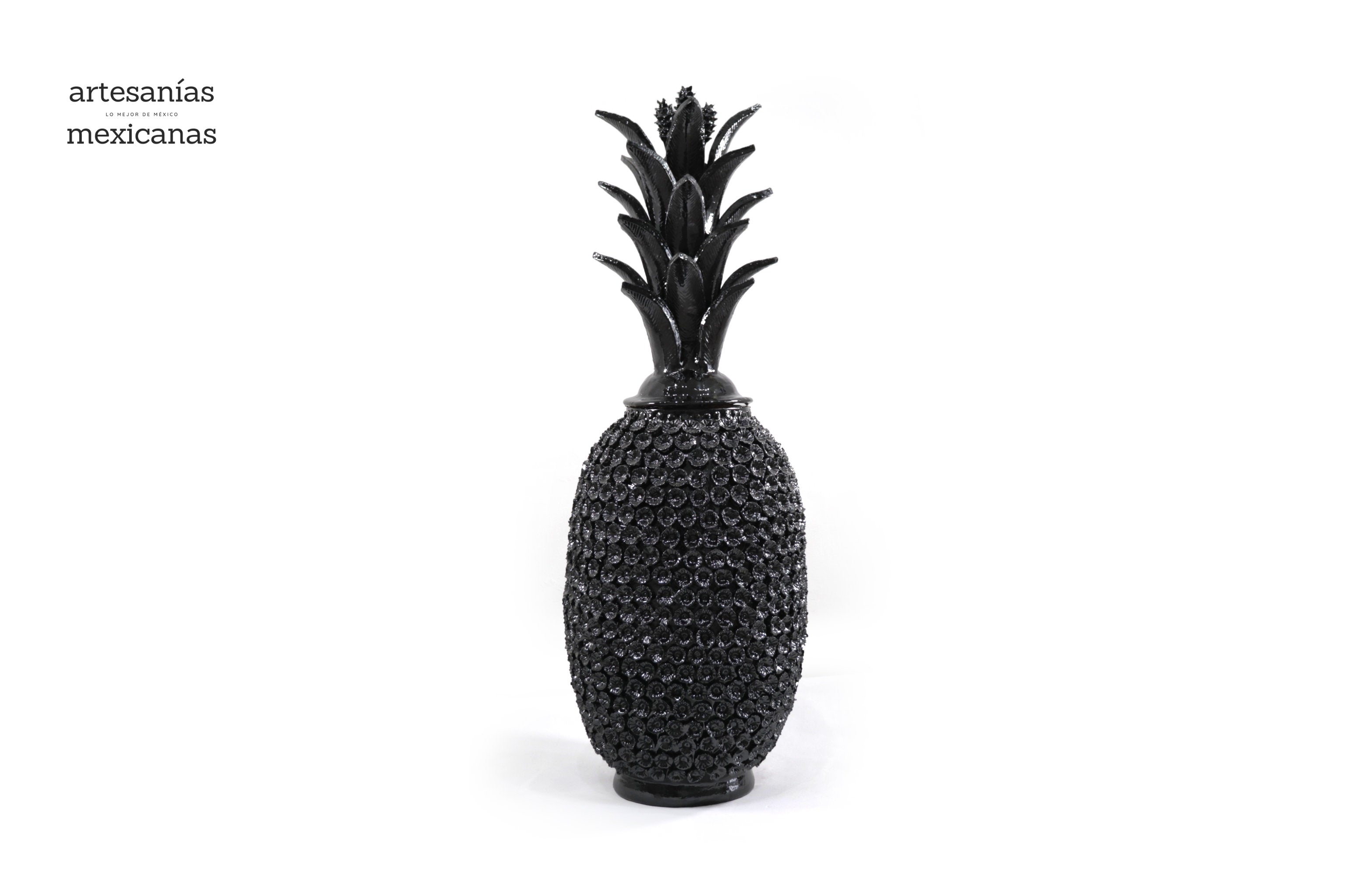 Pineapple black with Flowers - 36 in. Juan Gtz