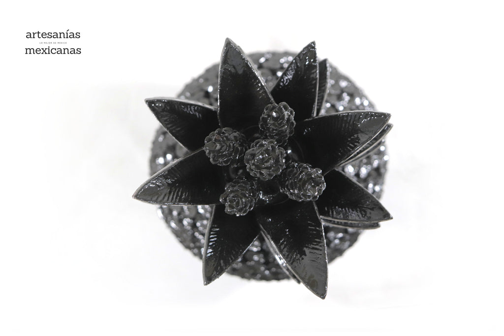 Pineapple black with Flowers - 36 in. Juan Gtz