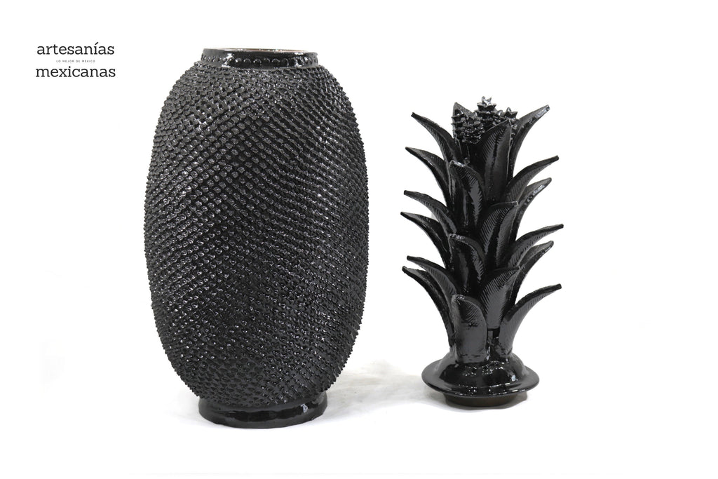 Pineapple black with Spikes - 36 in. Juan Gtz